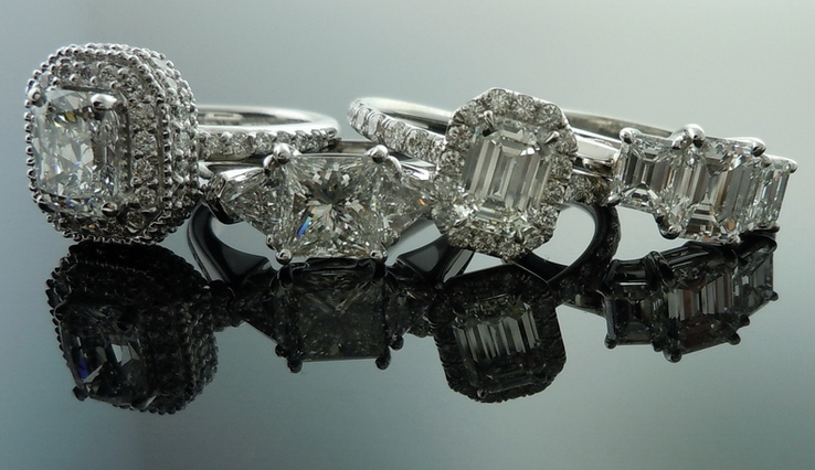 halo diamond rings