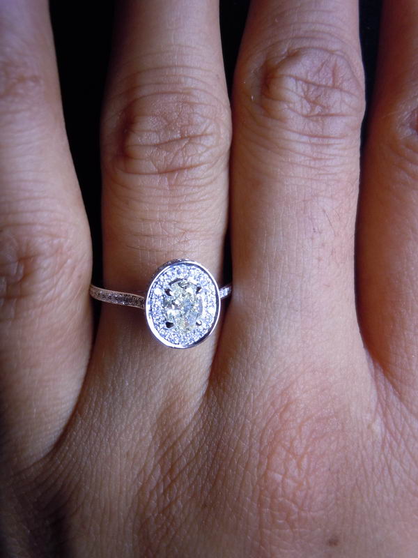 halo diamond ring