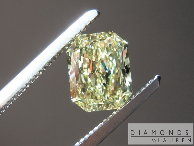 fancy light yellow diamond 