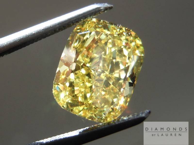 colorless diamond ring