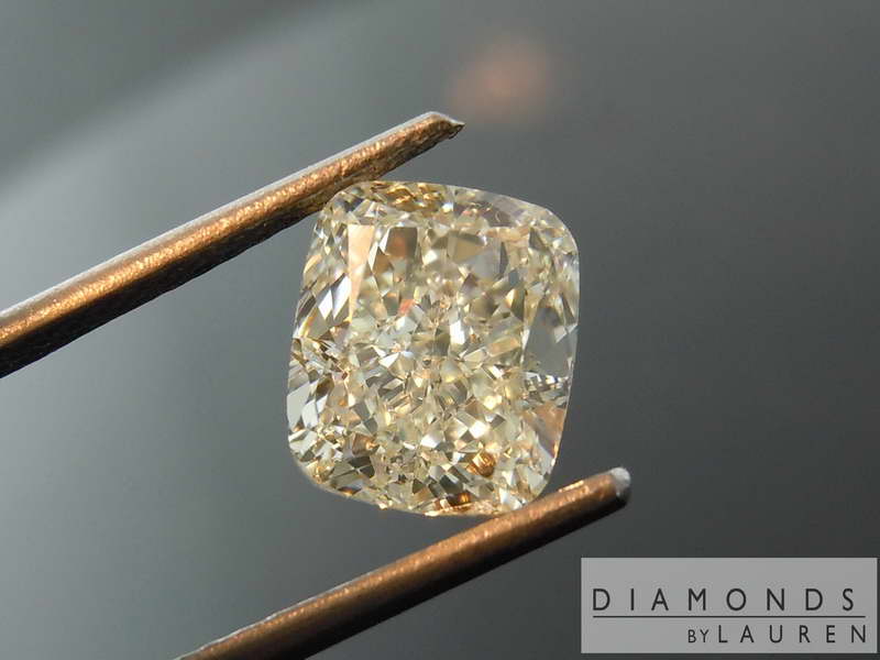  faint yellow diamond