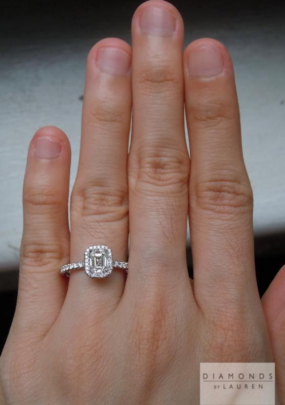 colorless diamond ring