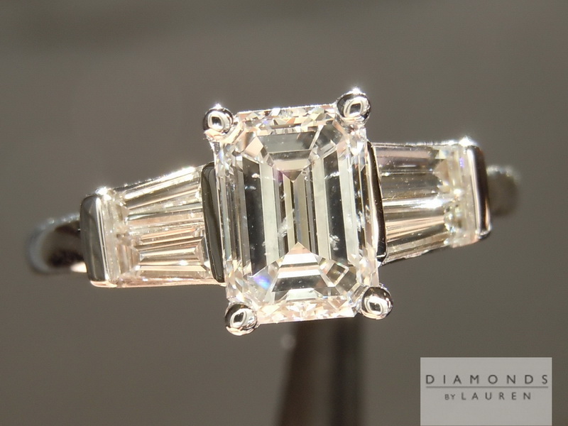 three stone diamond ring