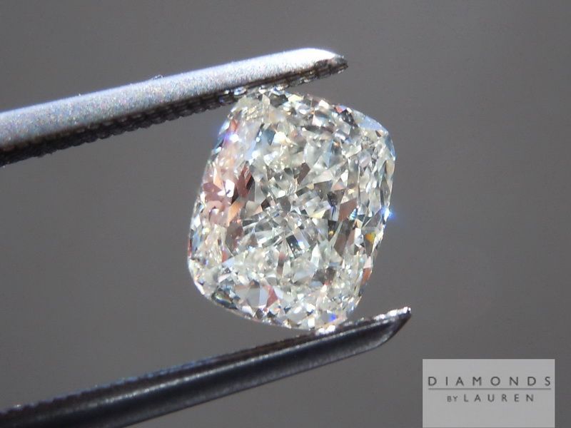 near colorless diamond ring