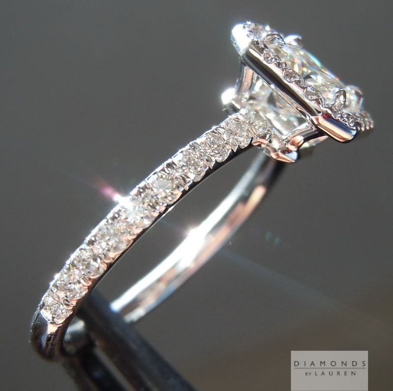 colorless diamond ring