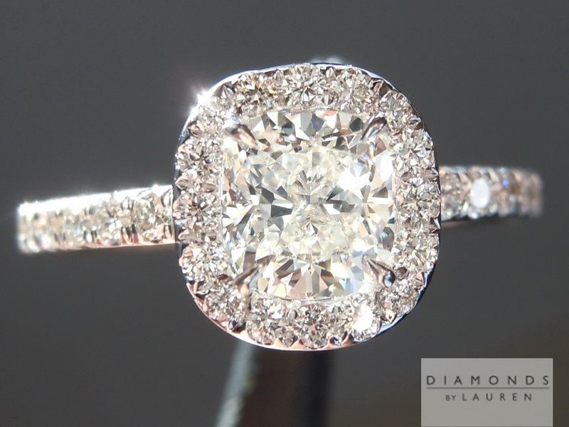 colorless diamond ring