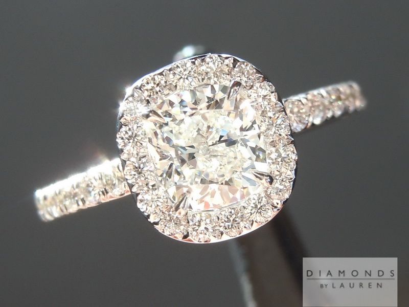 colorless diamond ring