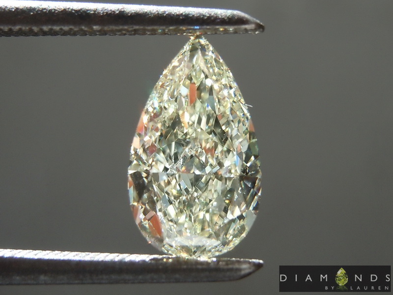 1.09ct U-V VS2 Pear Shape Diamond R8848
