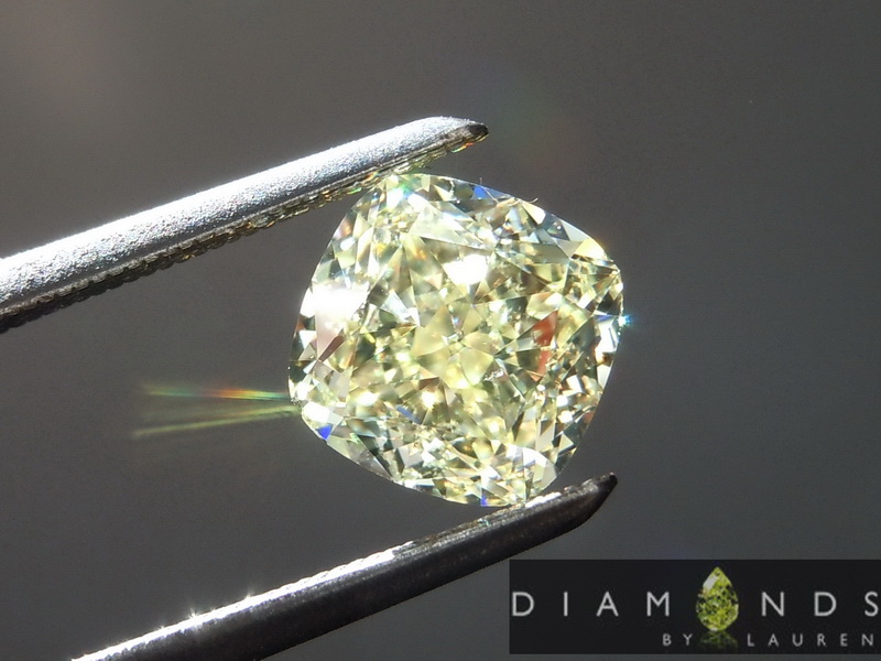 1.70ct Y-Z SI1 Cushion Cut Diamond R8956