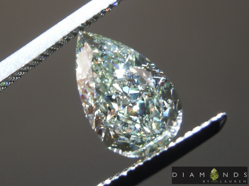 1.46ct Yellowish Green VS2 Pear Shape Diamond R9078