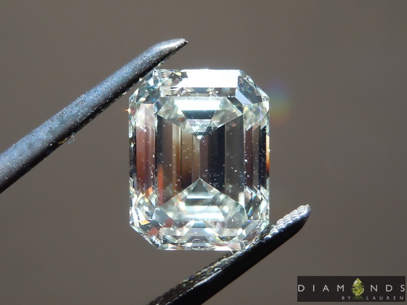 near colorless diamond