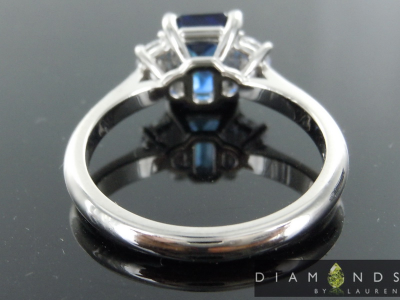 blue sapphire ring