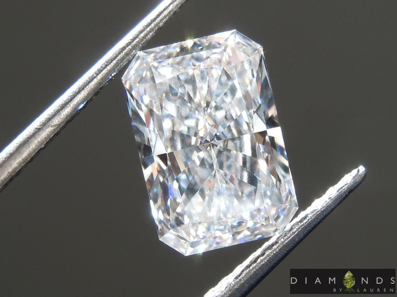 colorless lab grown diamond