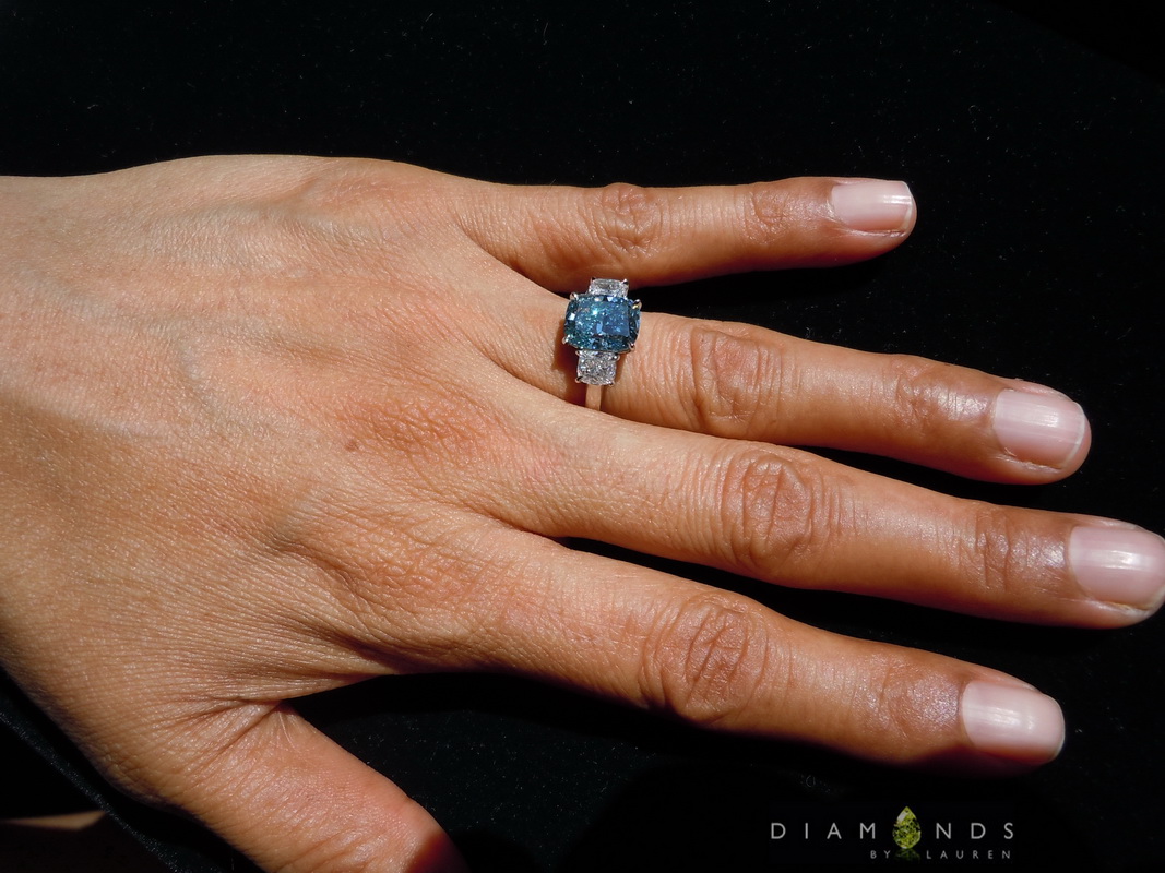 lab blue diamond