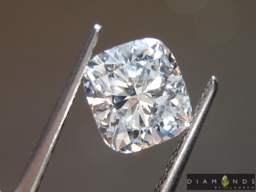 1.06ct D VVS1 Cushion Cut Lab Grown Diamond R9511