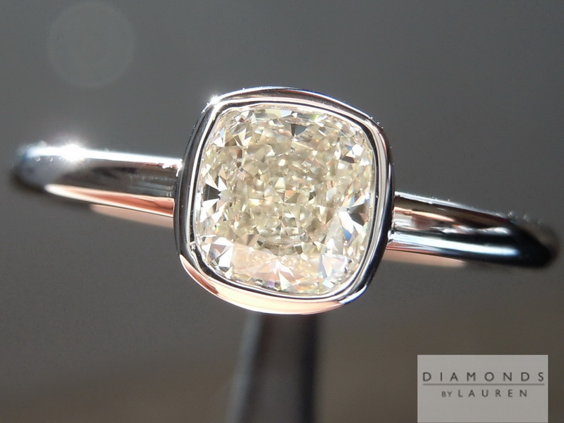 colorless diamond ring