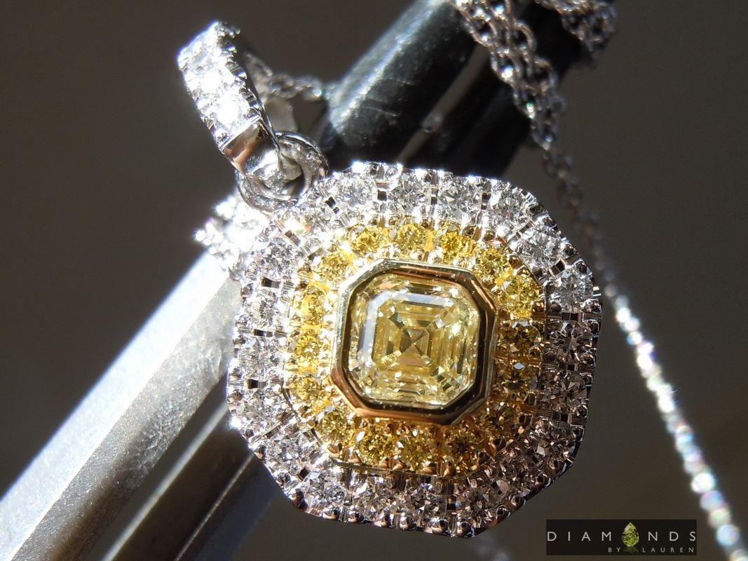 colorless diamond ring