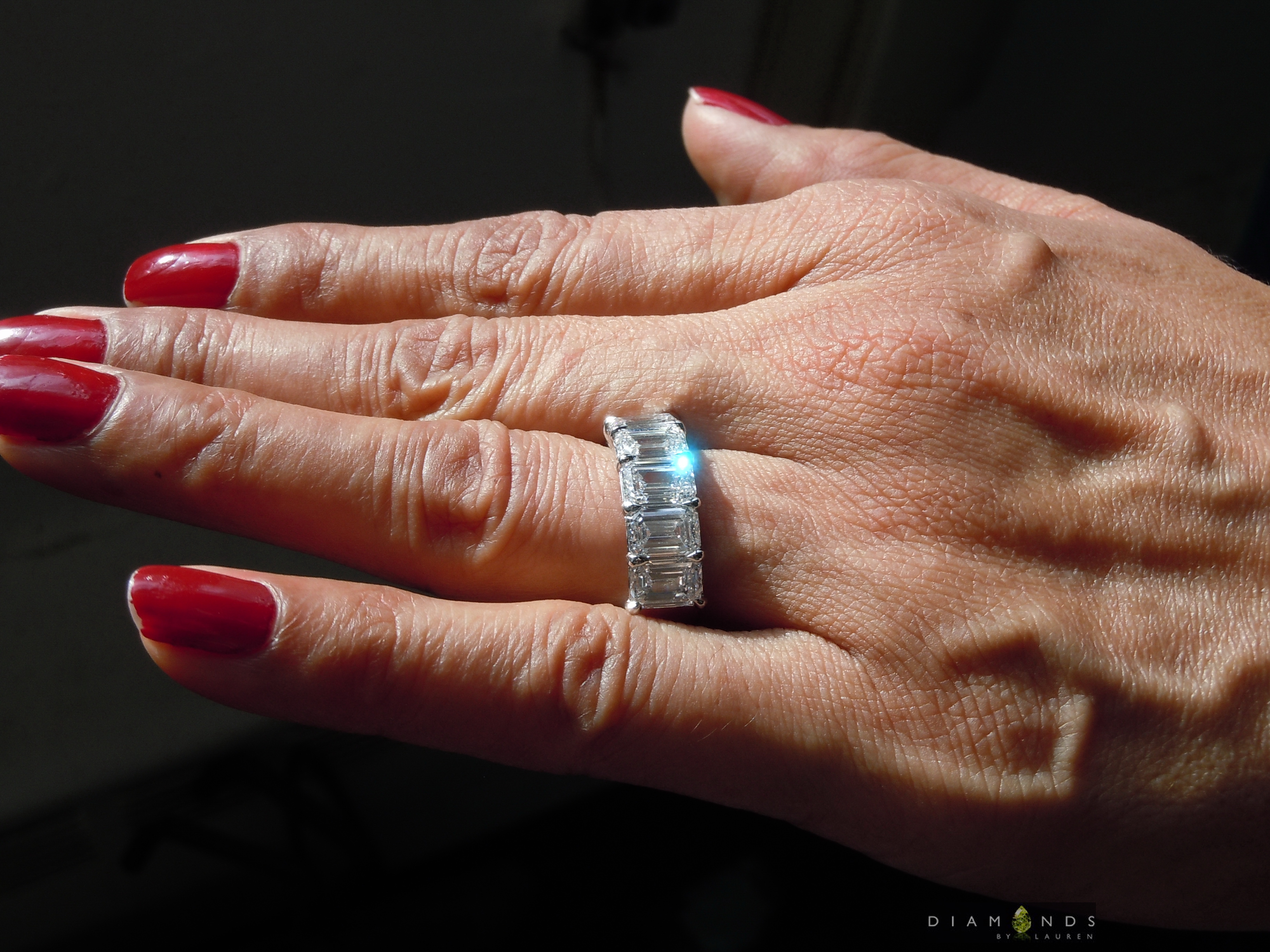 colorless diamond ring