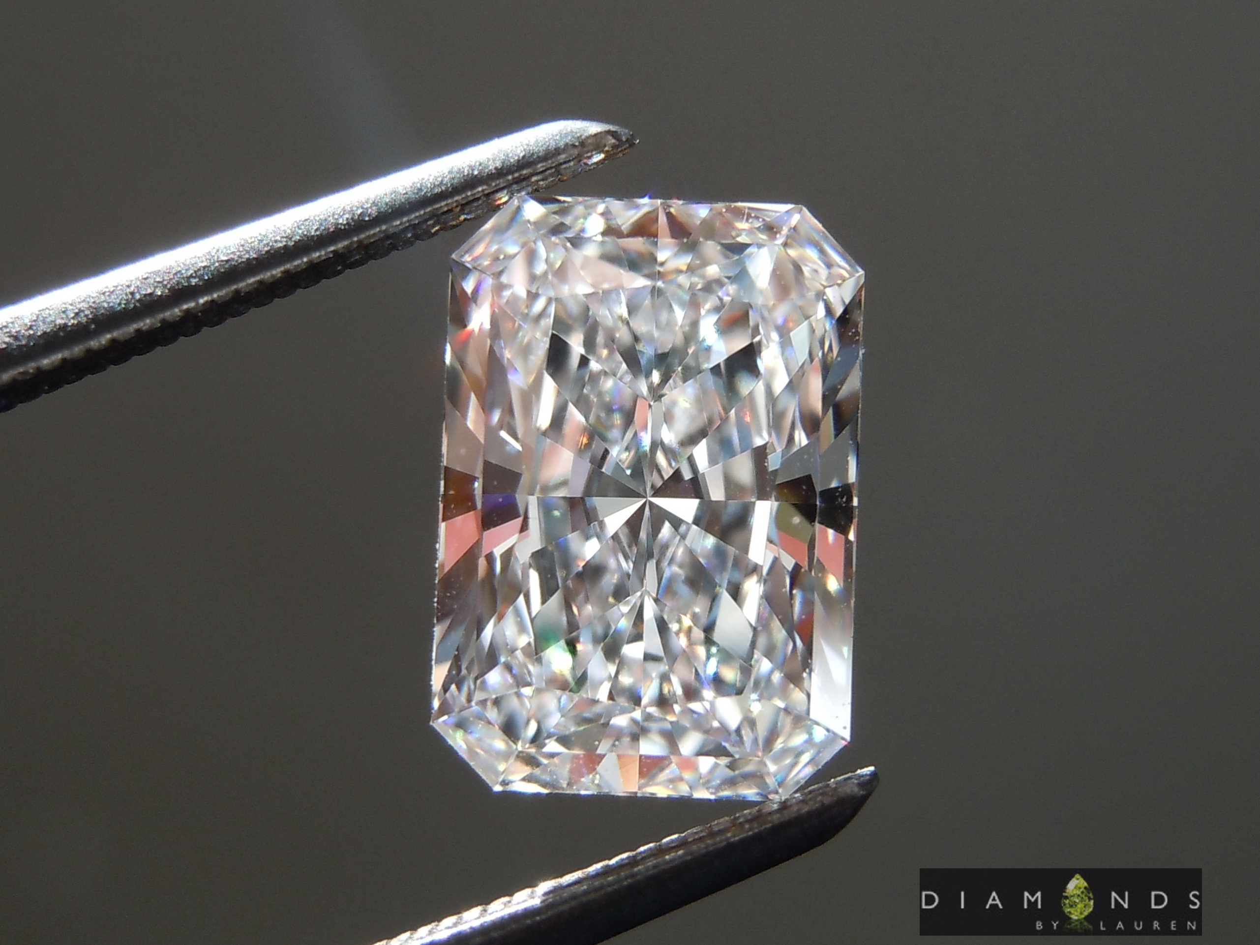 2.05ct E VVS2 Radiant Cut Lab Grown Diamond R9899