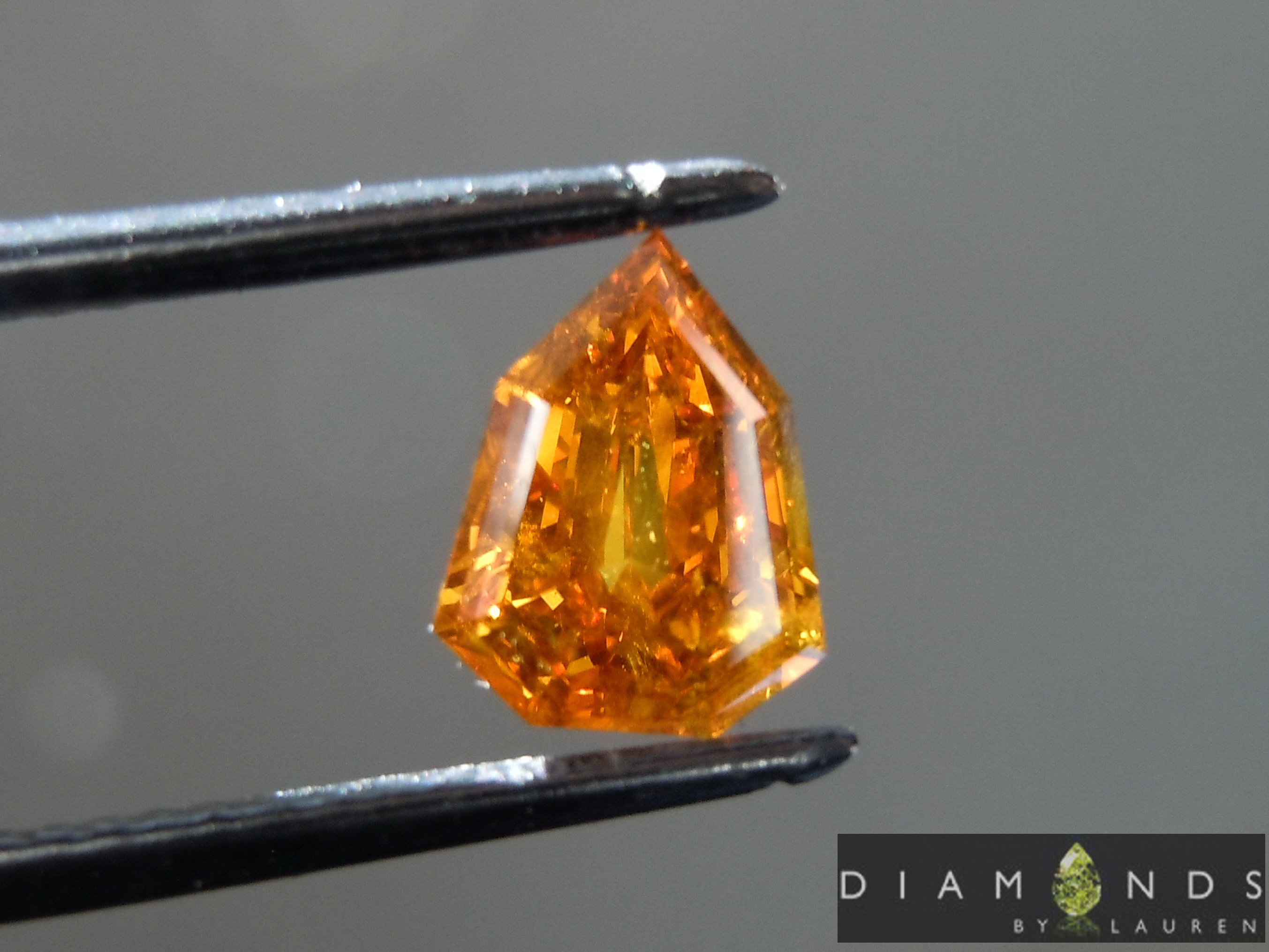 1.01ct Orange Brown SI2 Shield Diamond R9930