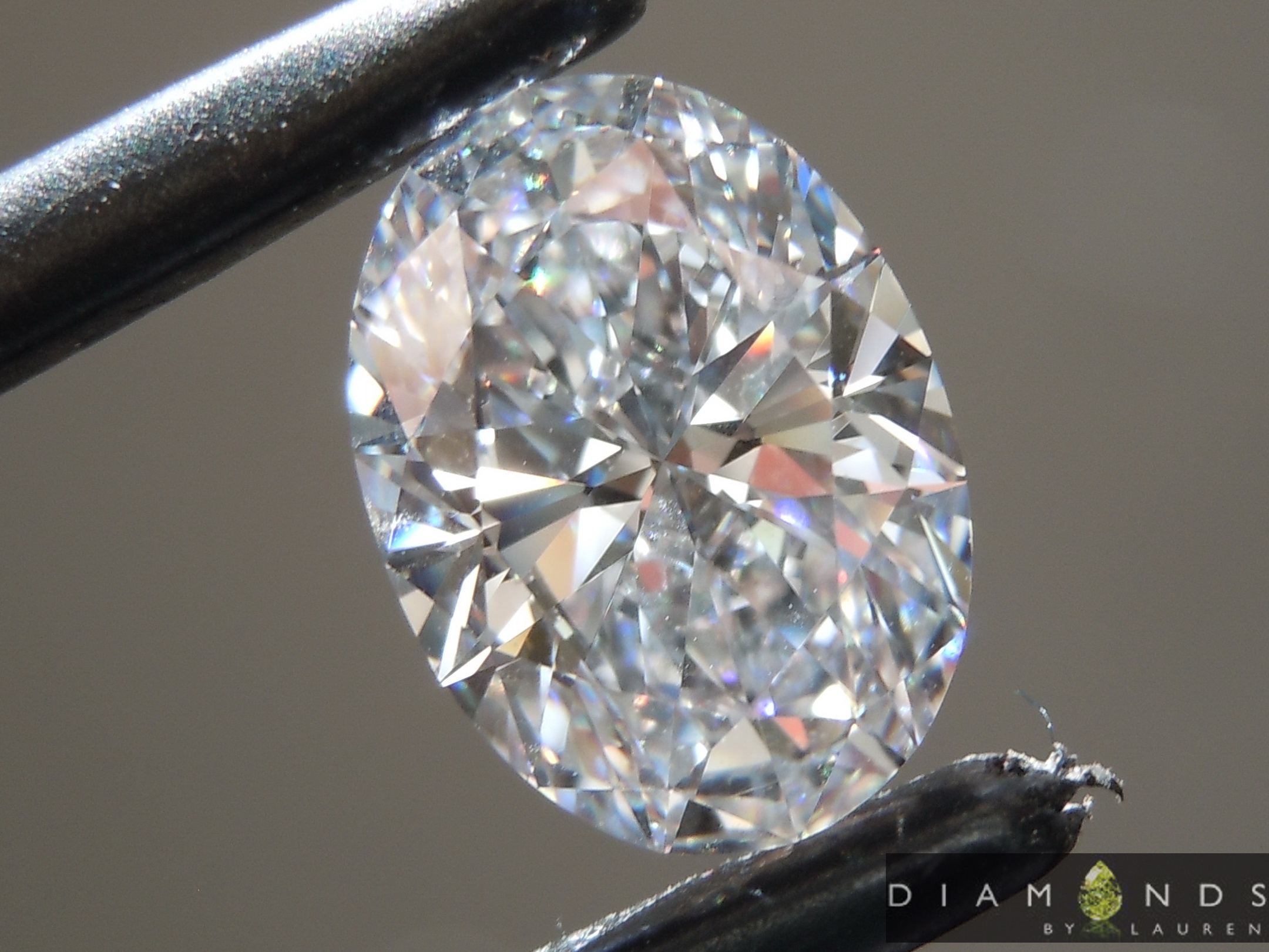 2.23ct E VVS1 Oval Shape Lab Grown Diamond R9999