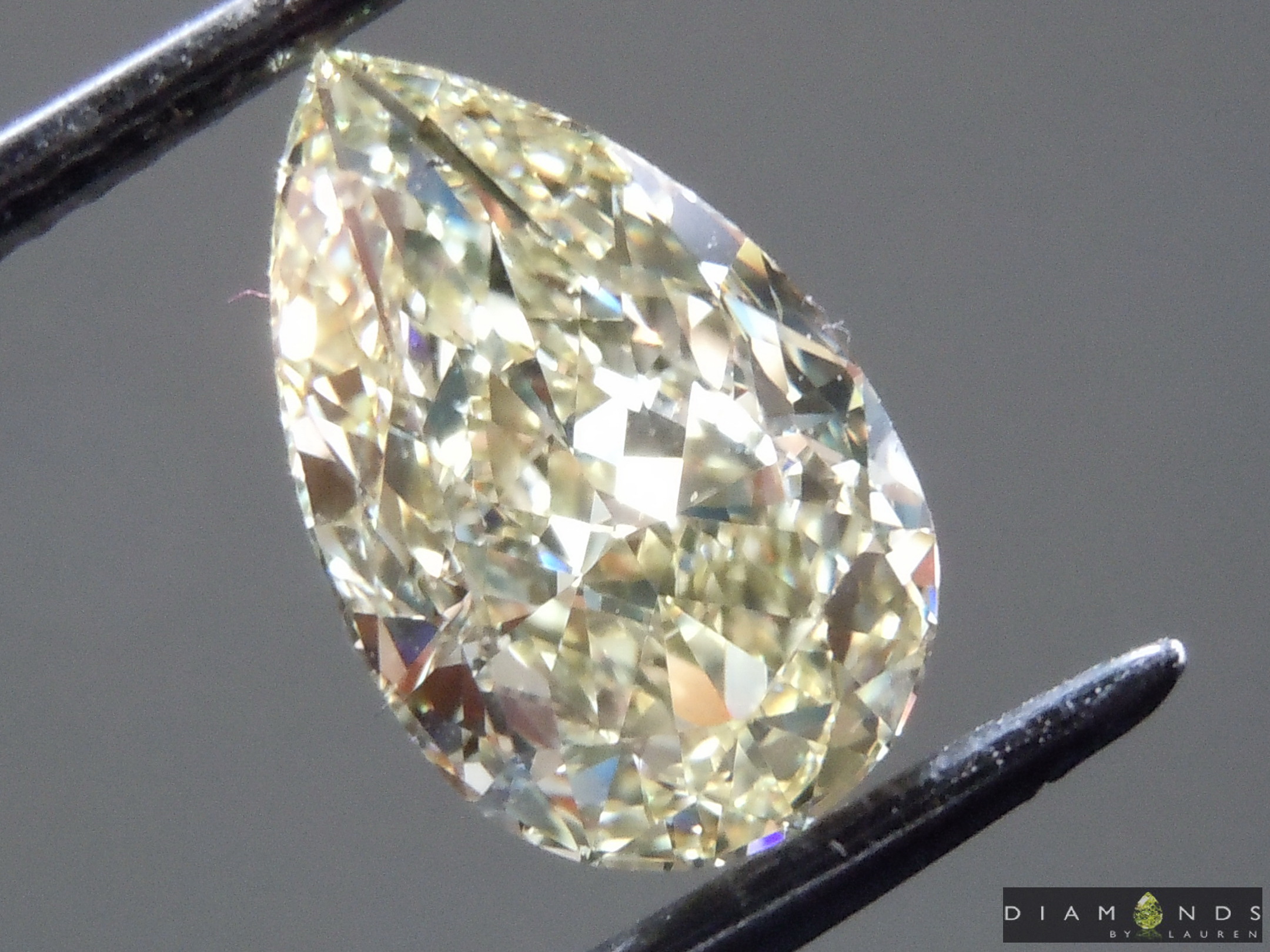 yellow diamond