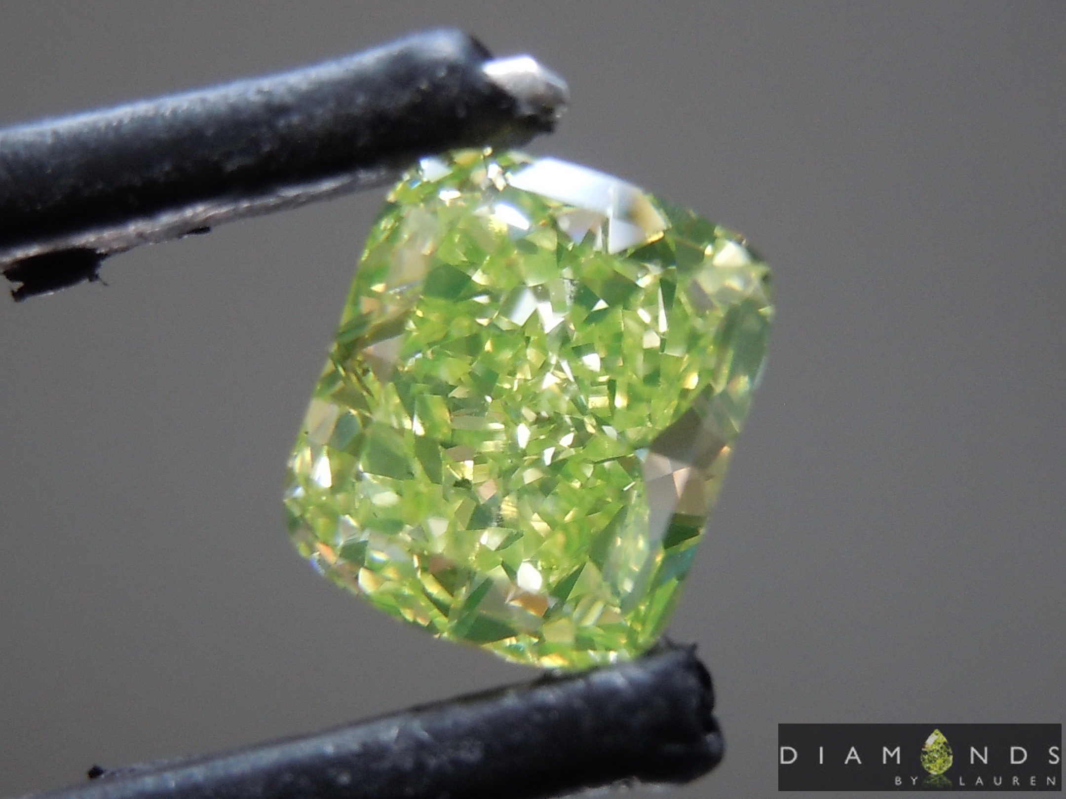 natural green diamond