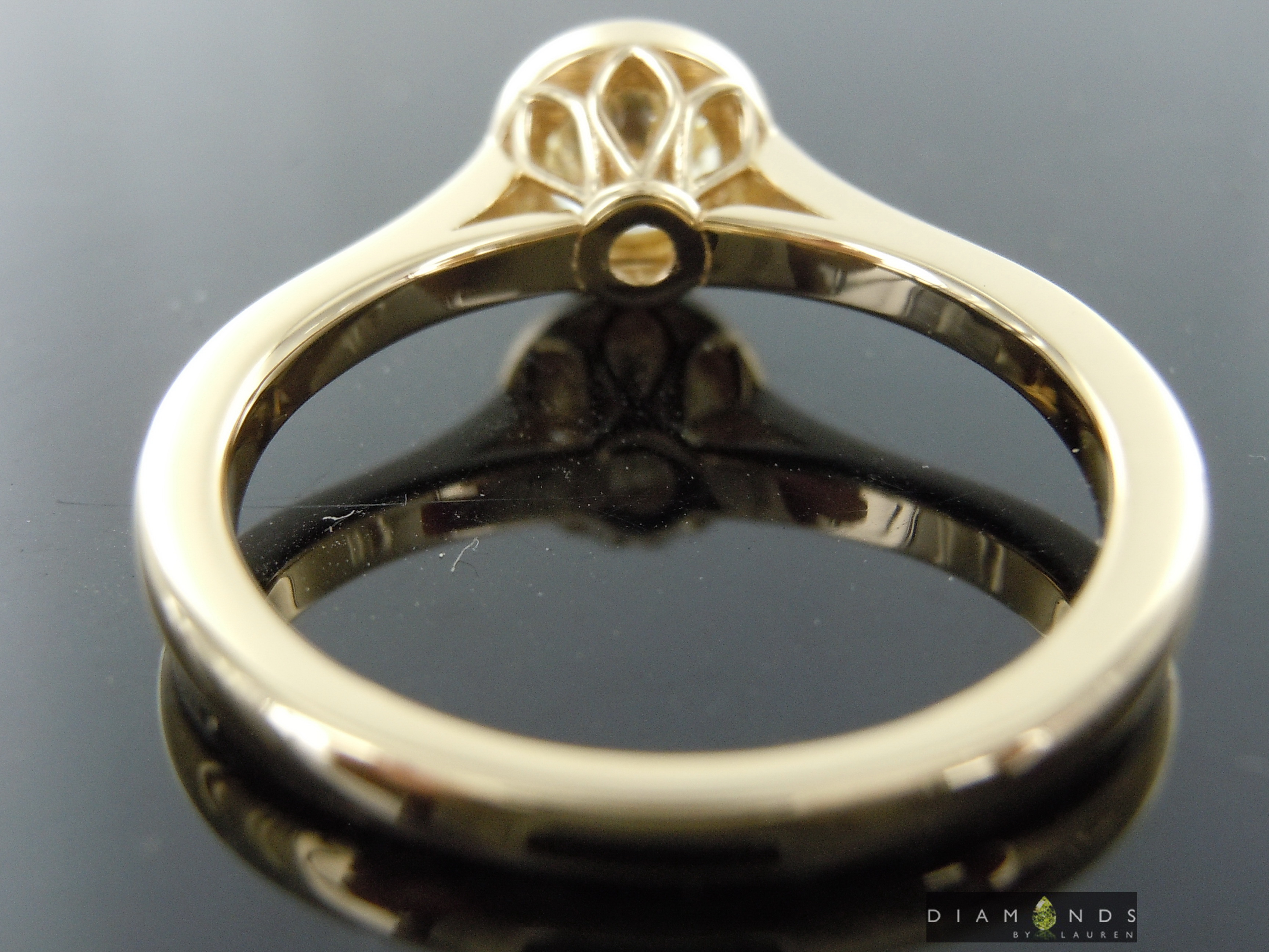 near colorless diamond ring