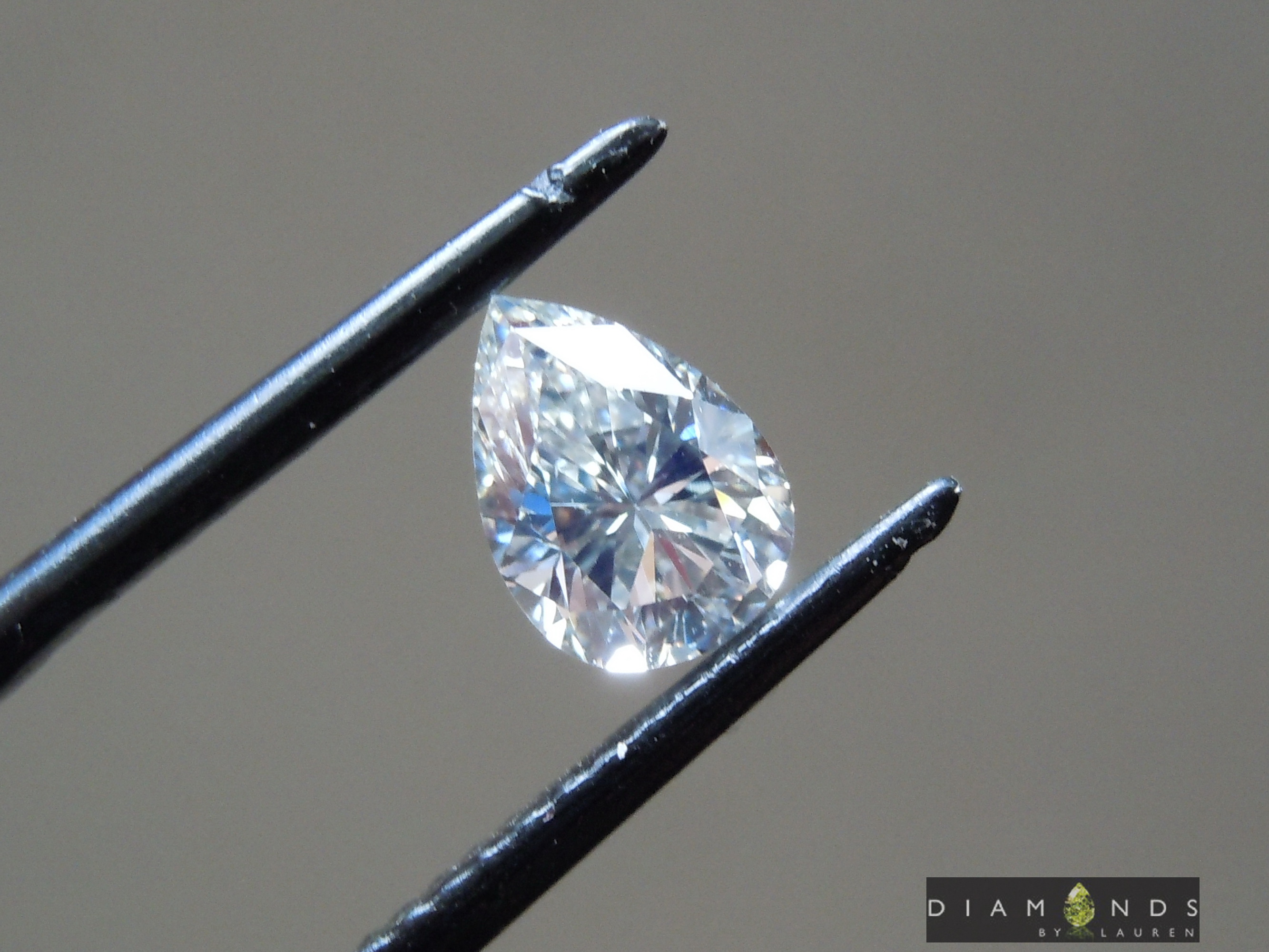 near colorless diamond