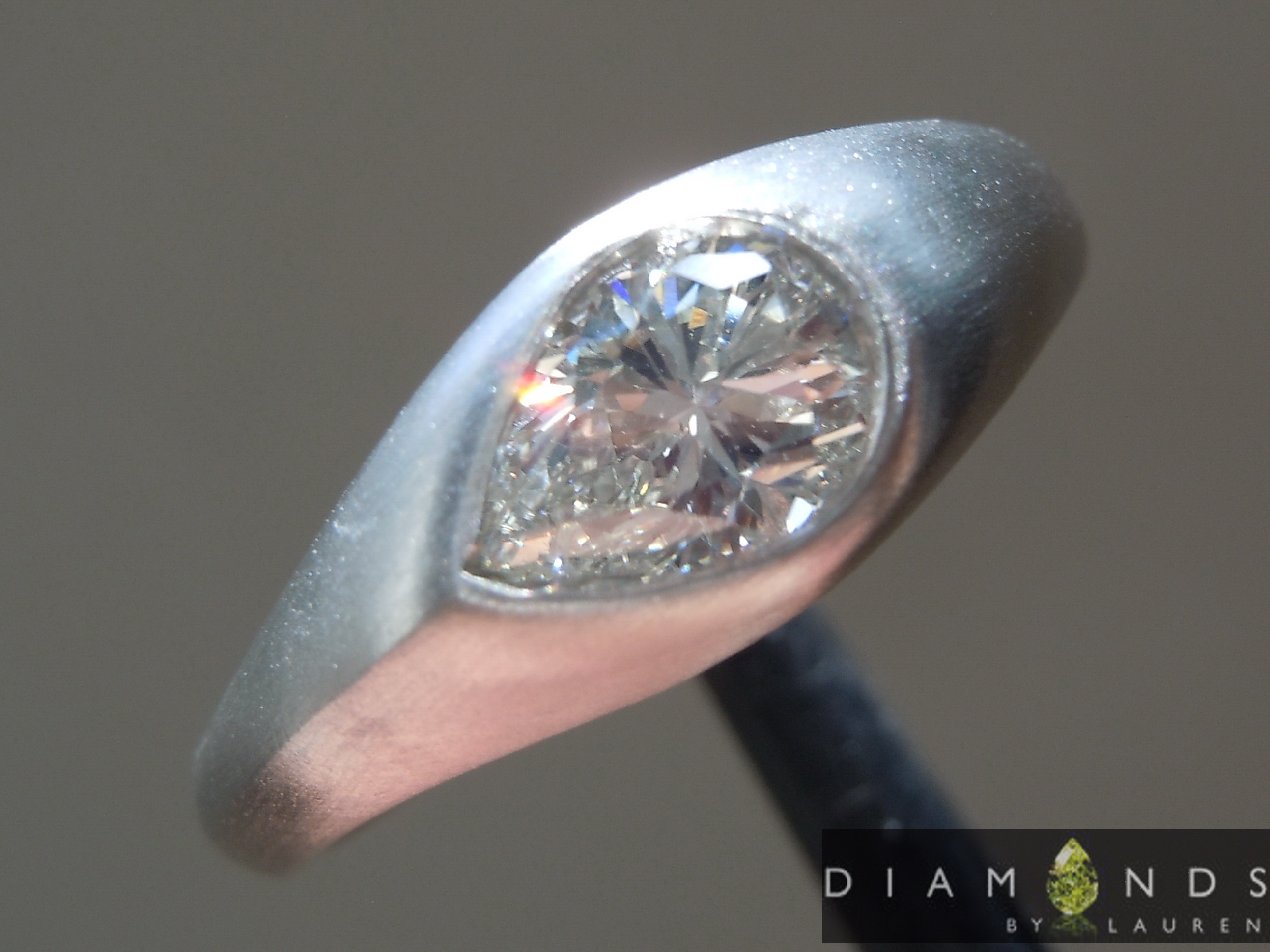near colorless diamond ring