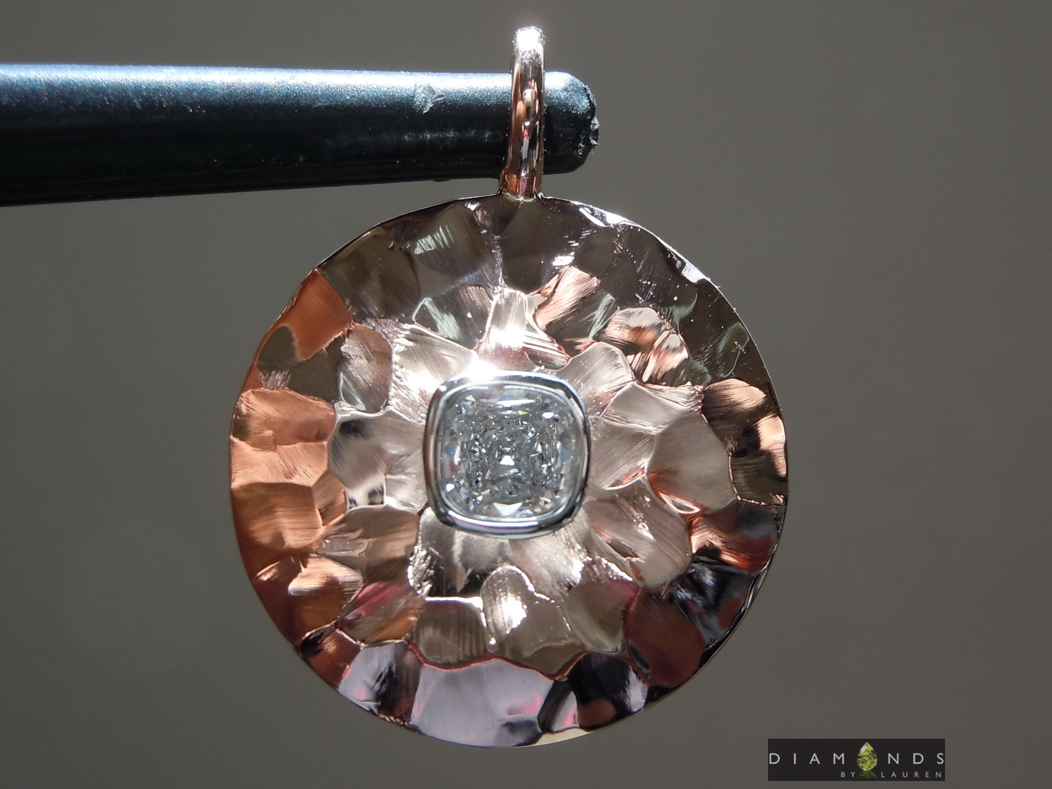 colorless diamond necklace