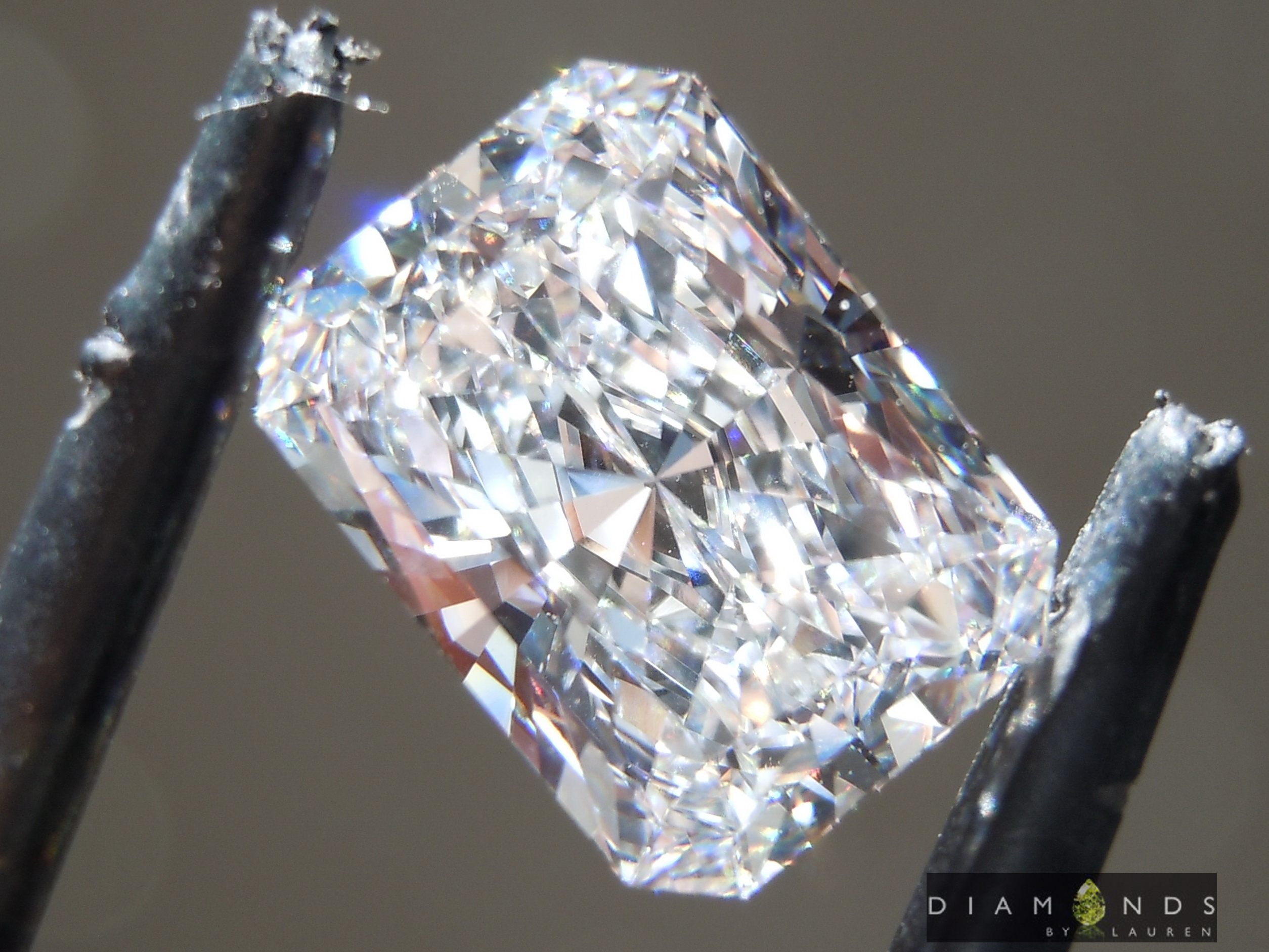 lab colorless diamond