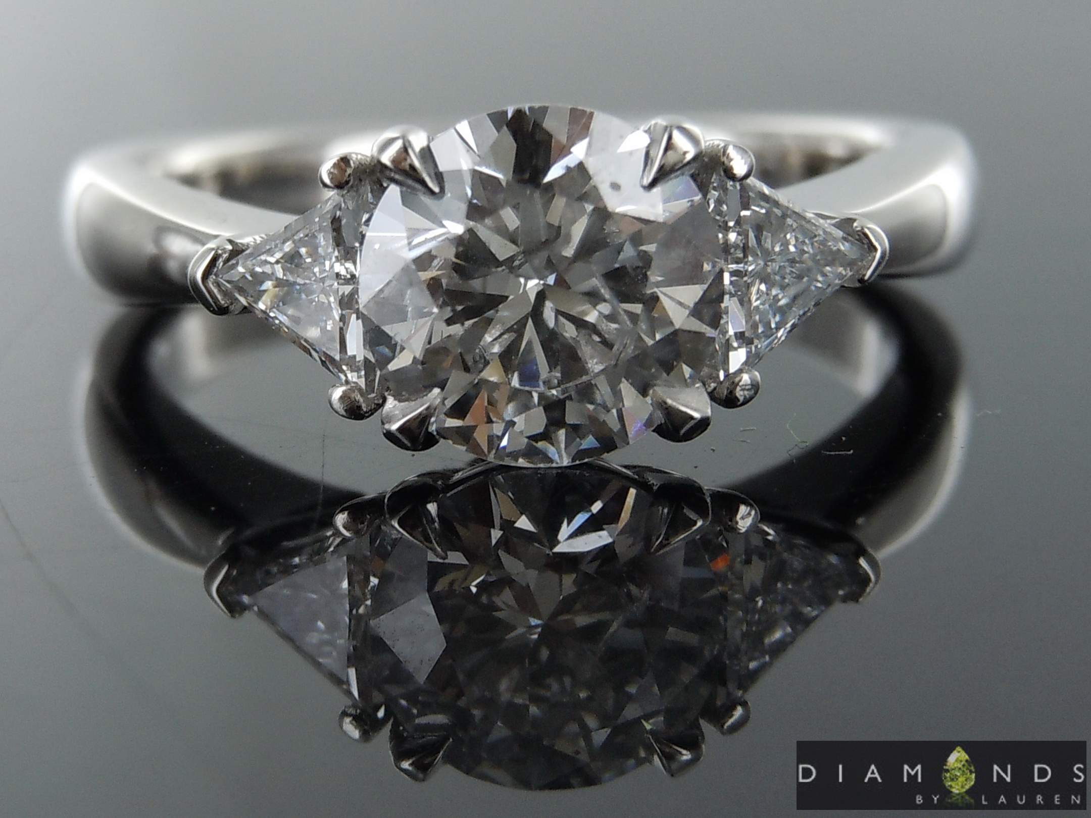 colorless diamond ring