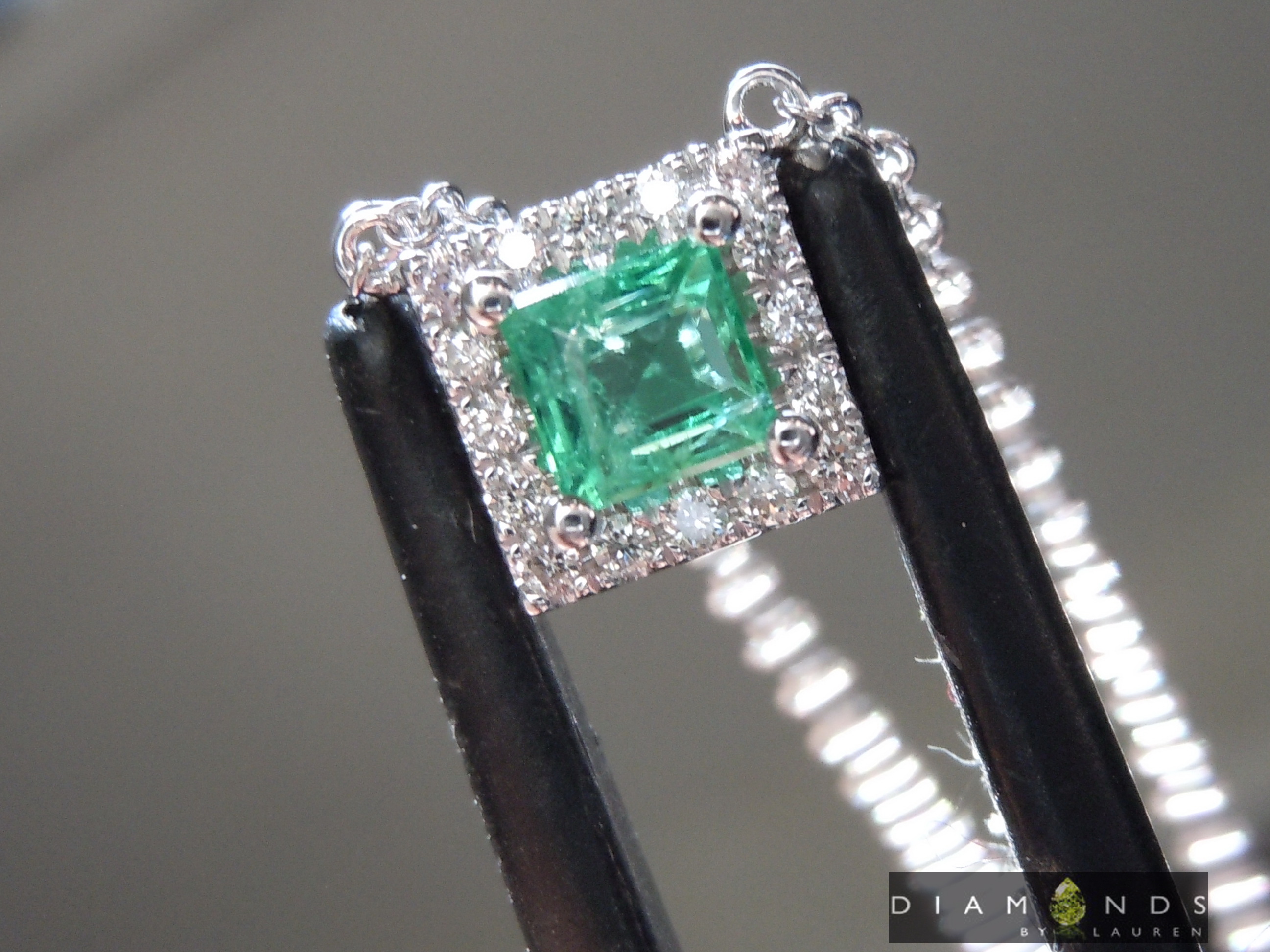emerald diamond pedant