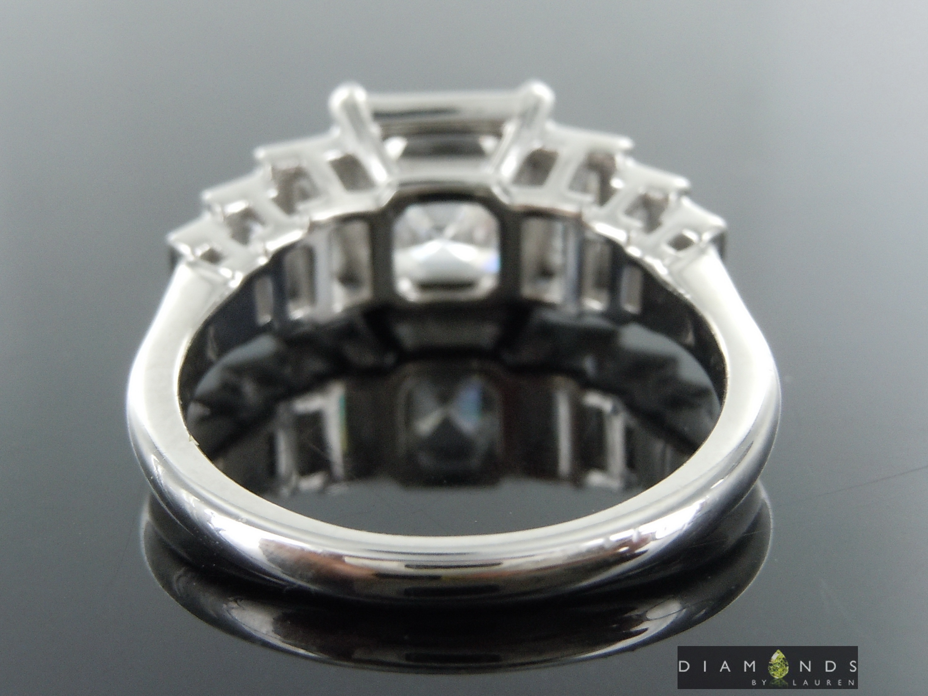 colorless diamond ring