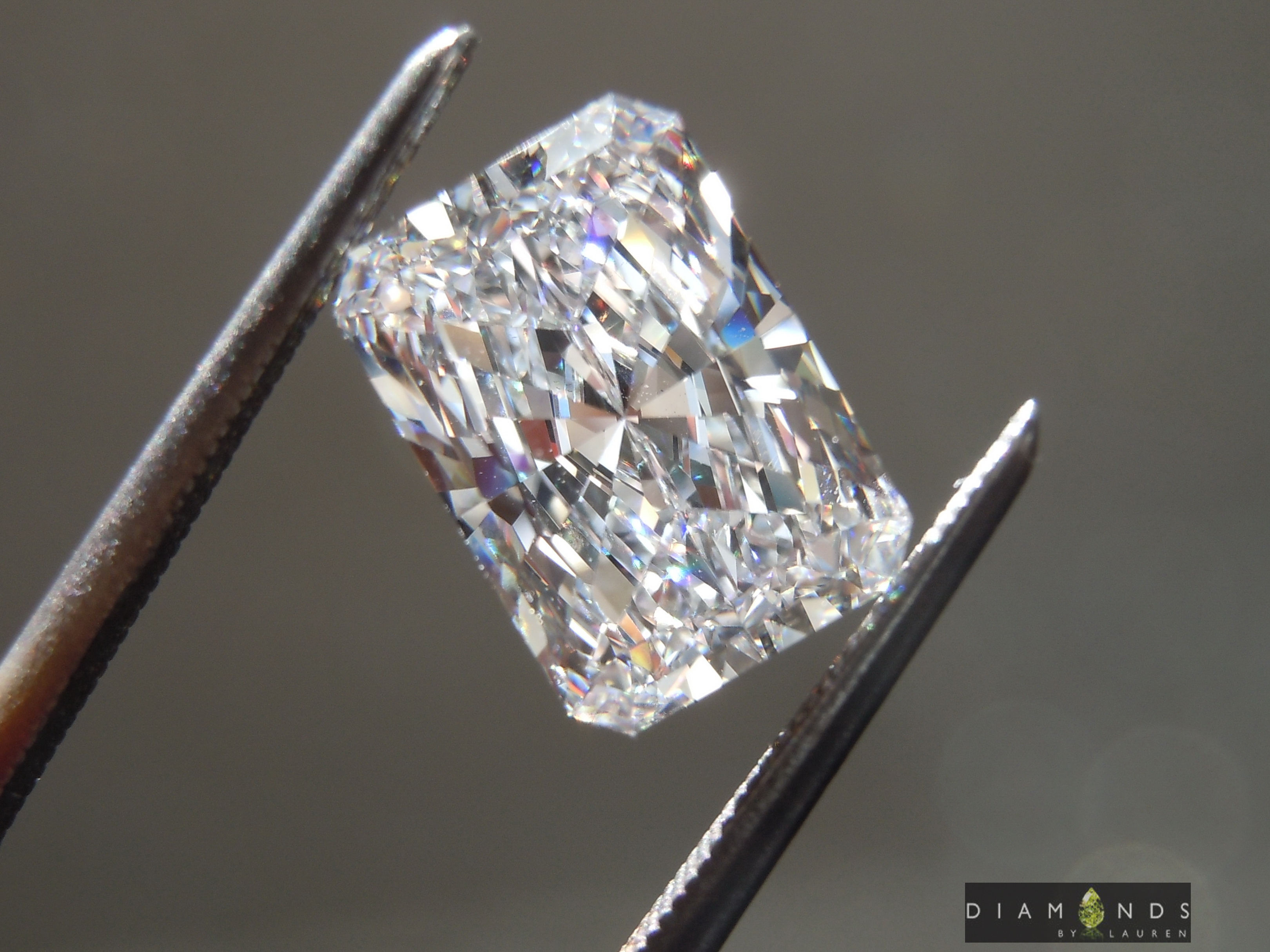 completely colorless diamond