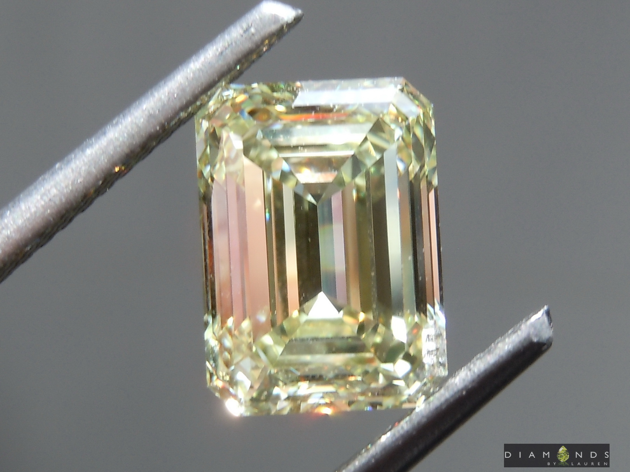 lab yellow diamond