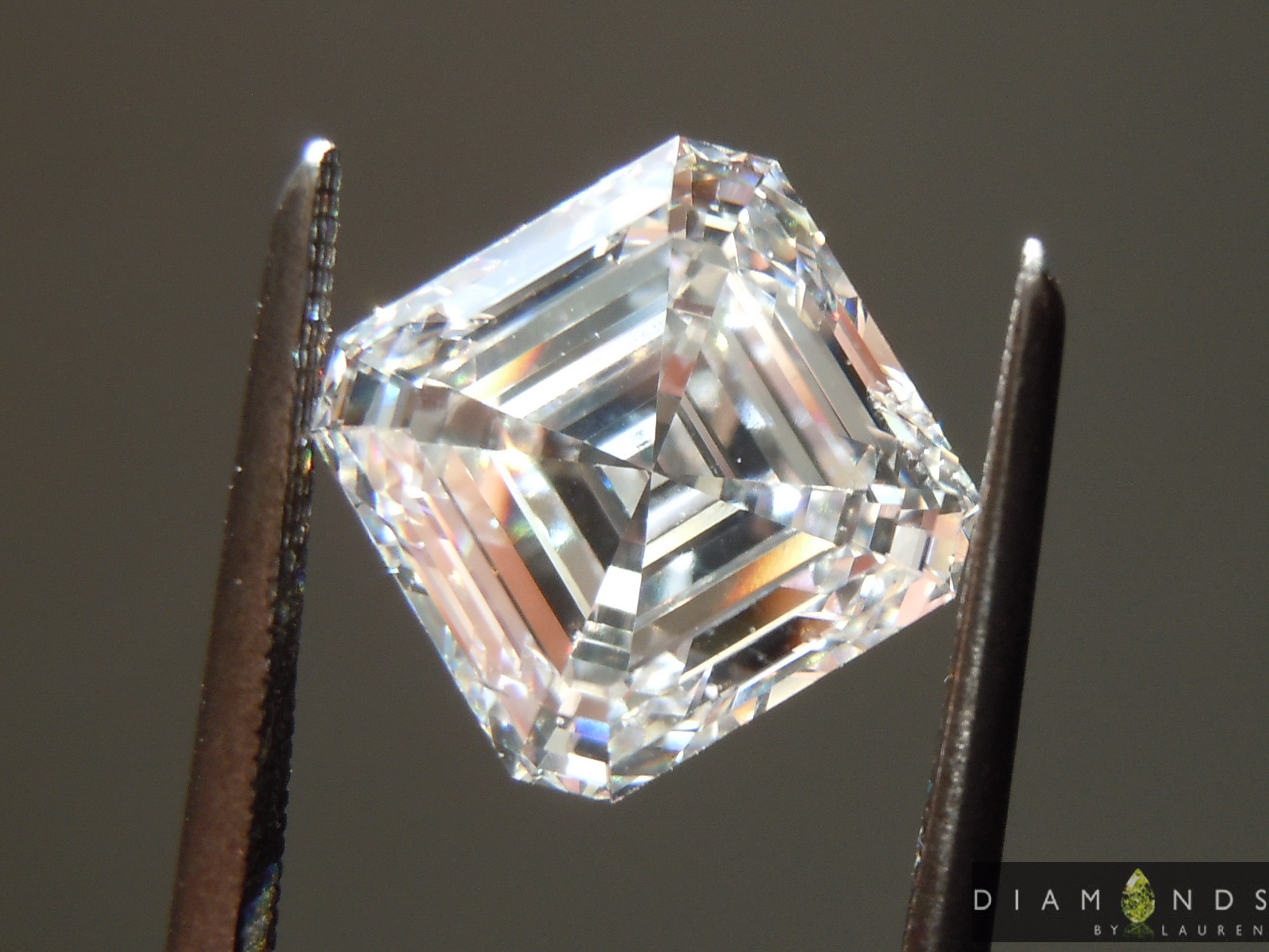 lab colorless diamond