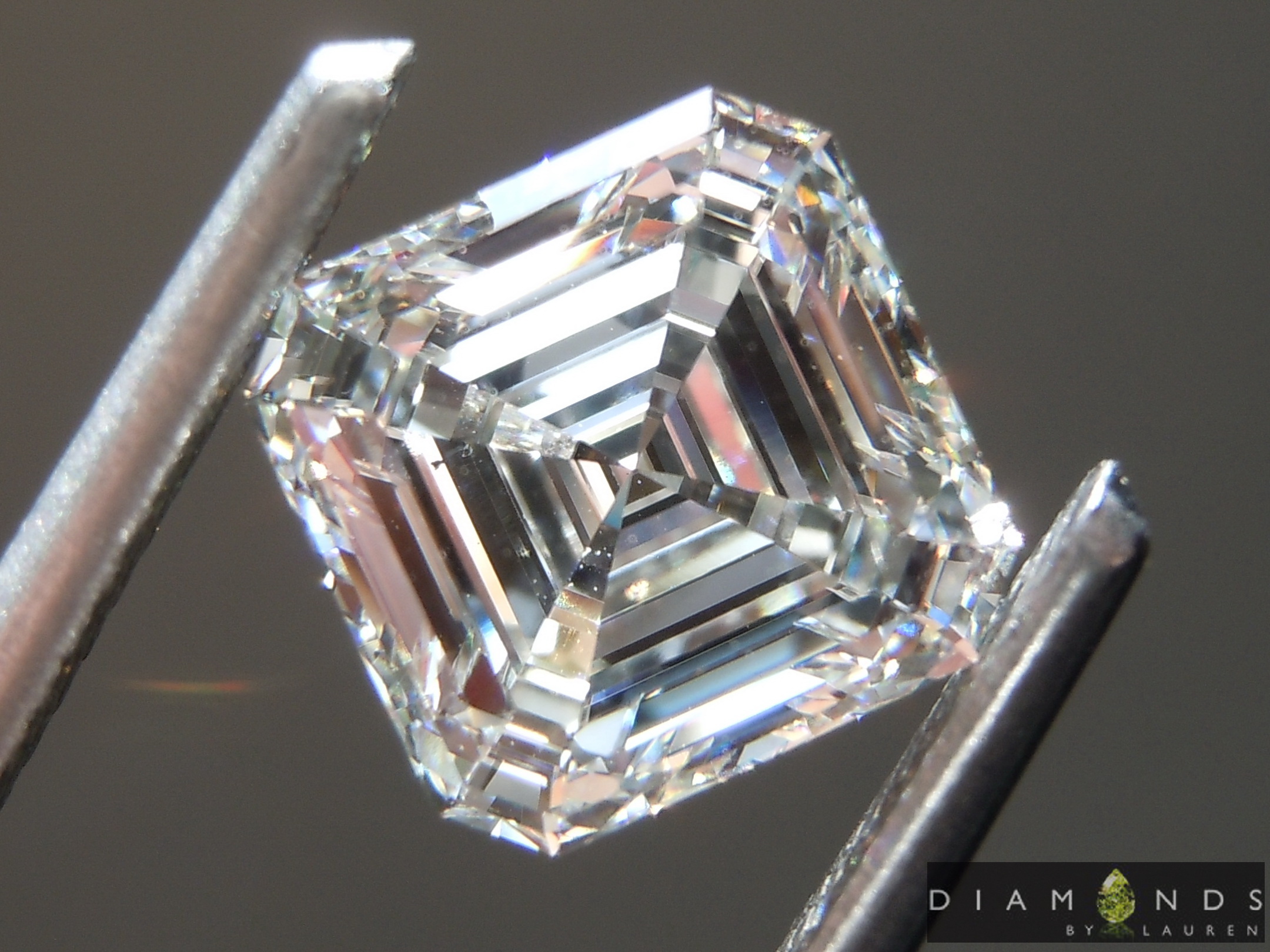 2.60ct G VS2 Asscher Cut Lab Grown Diamond R10370