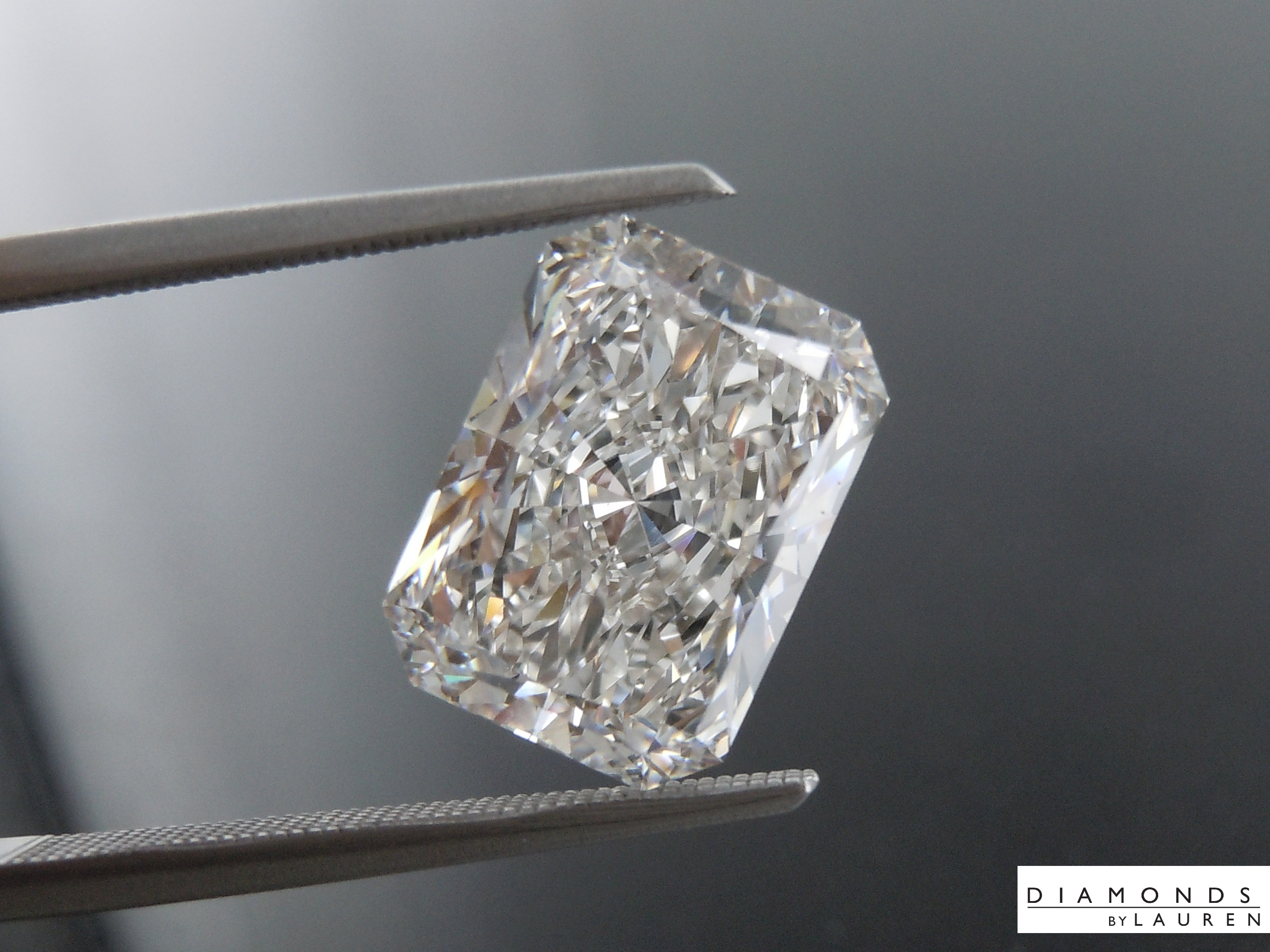 colorless lab diamond