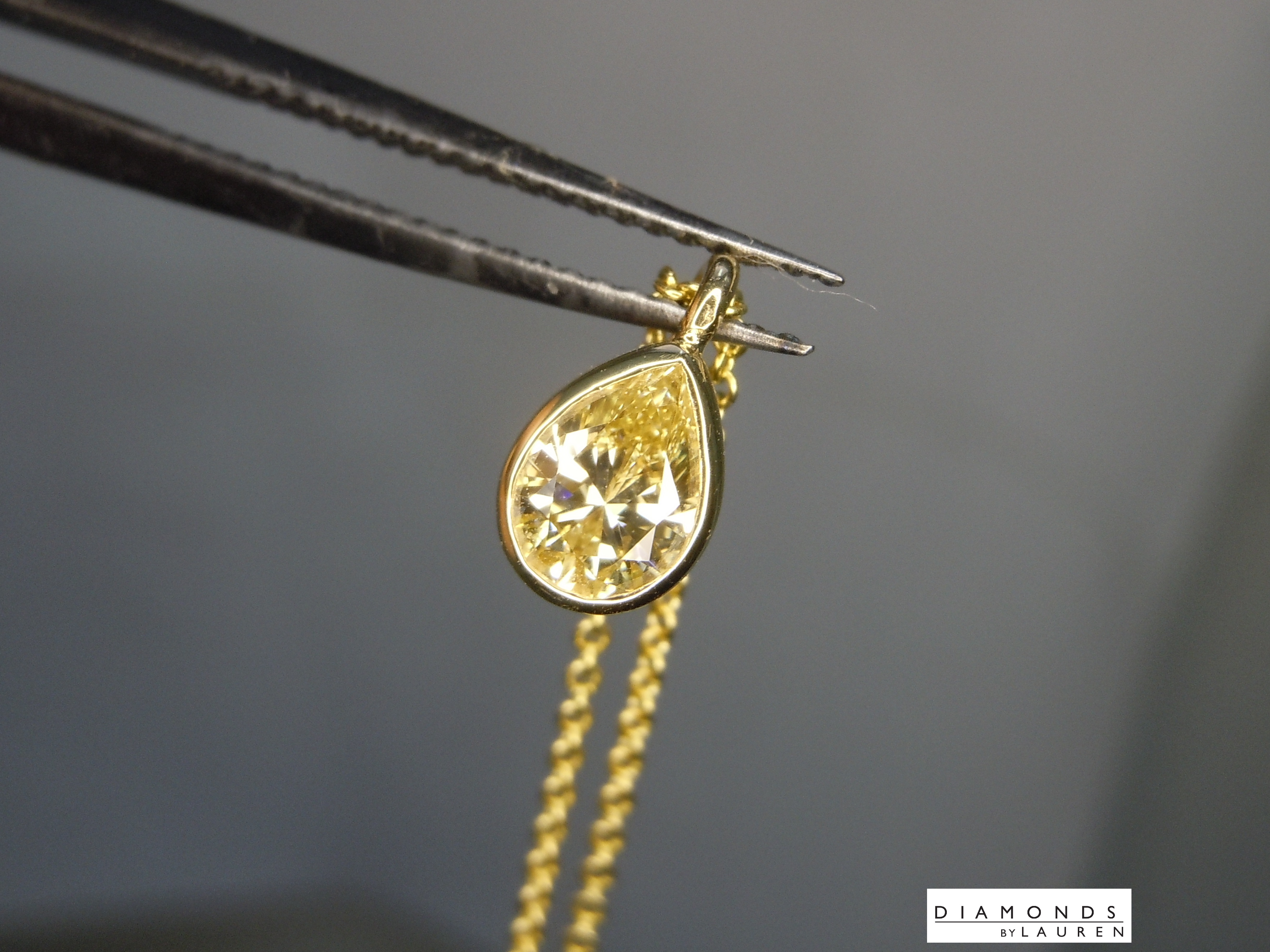 yellow diamond necklace