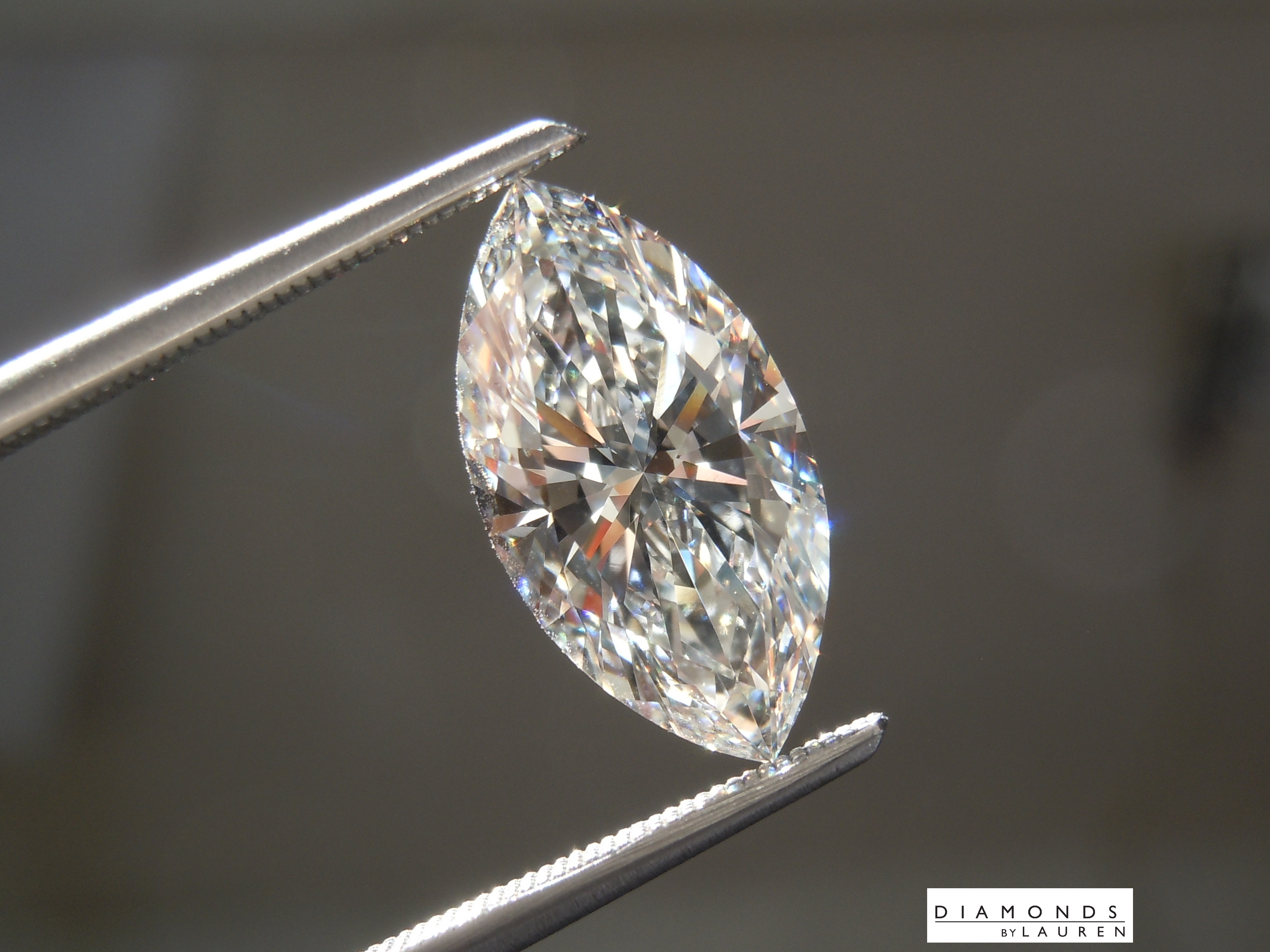 lab colorless diamond 