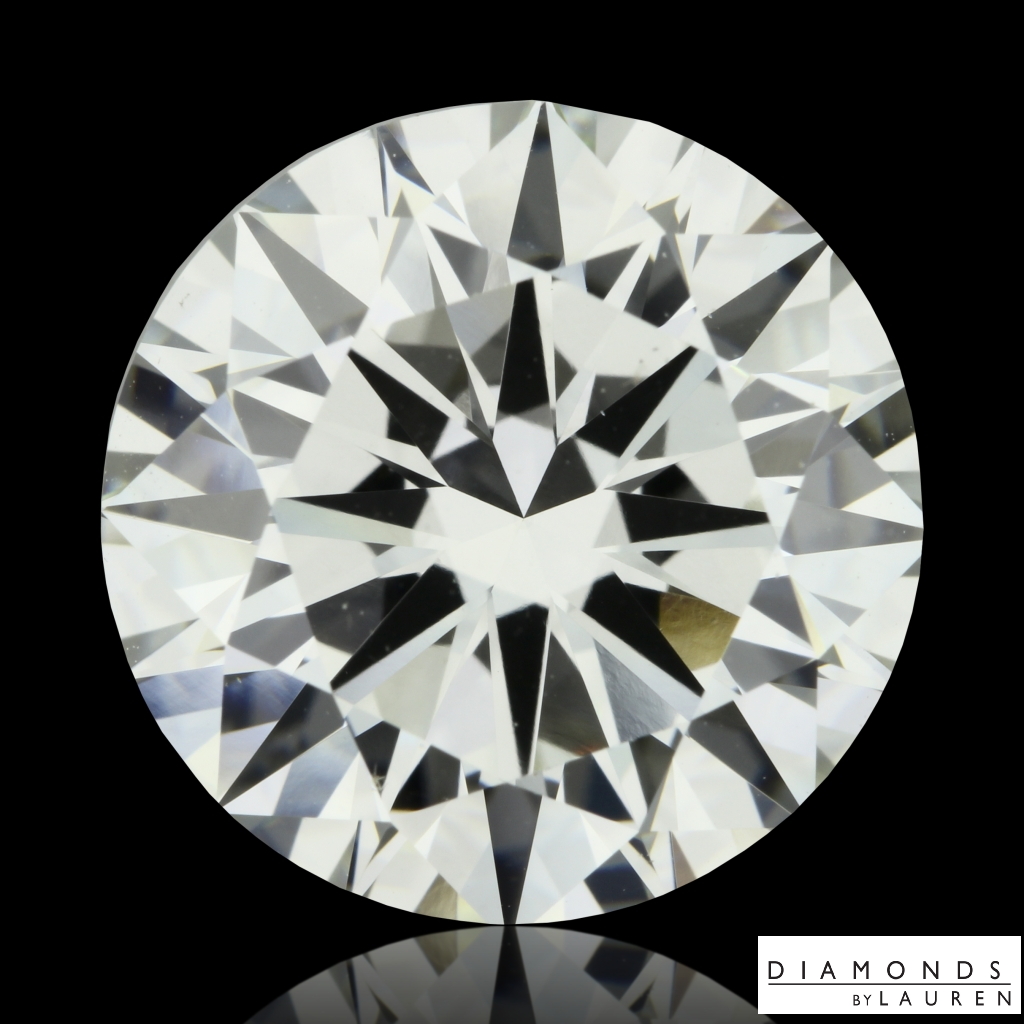 lab colorless diamond