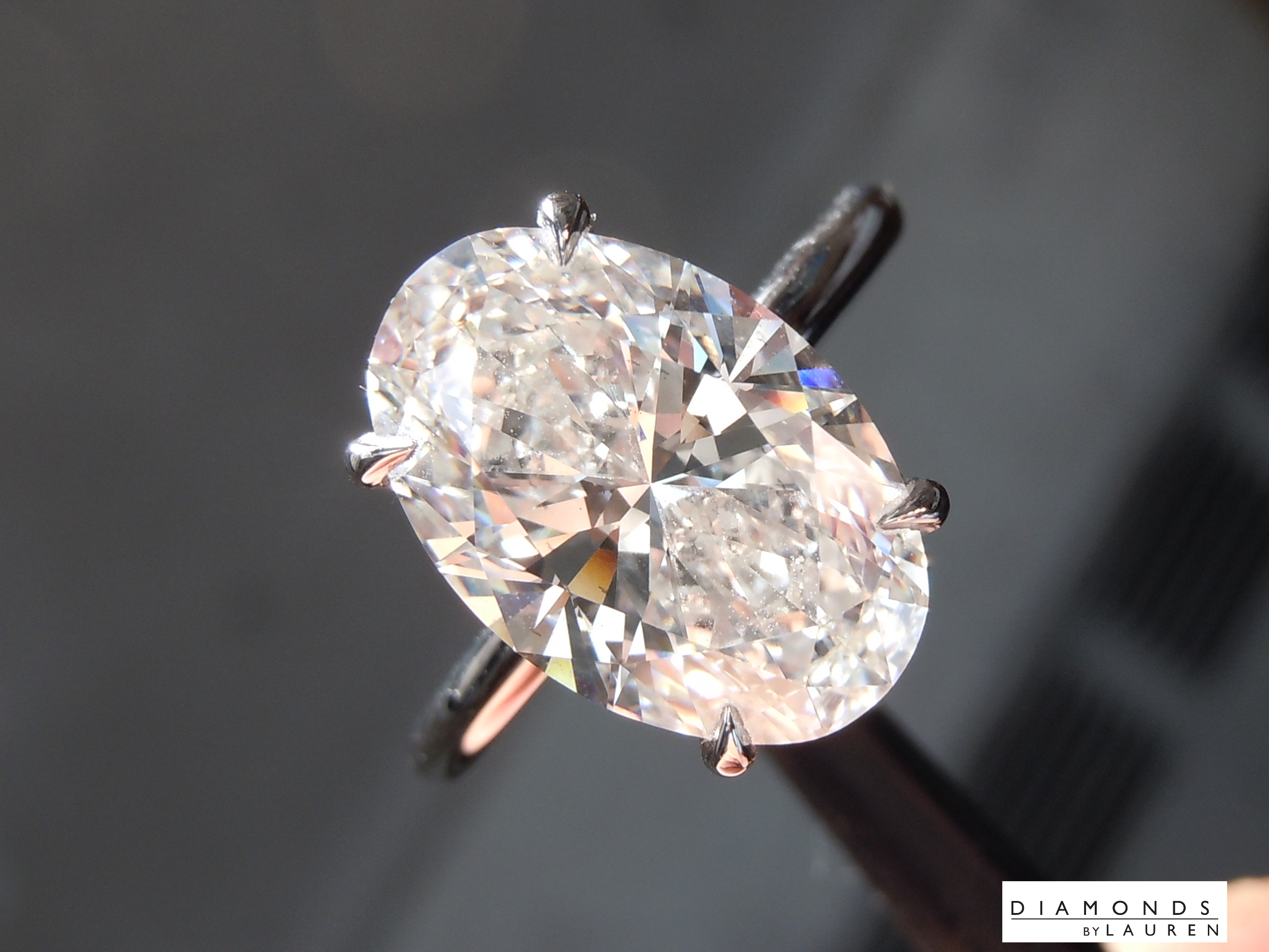 colorless diamond ring