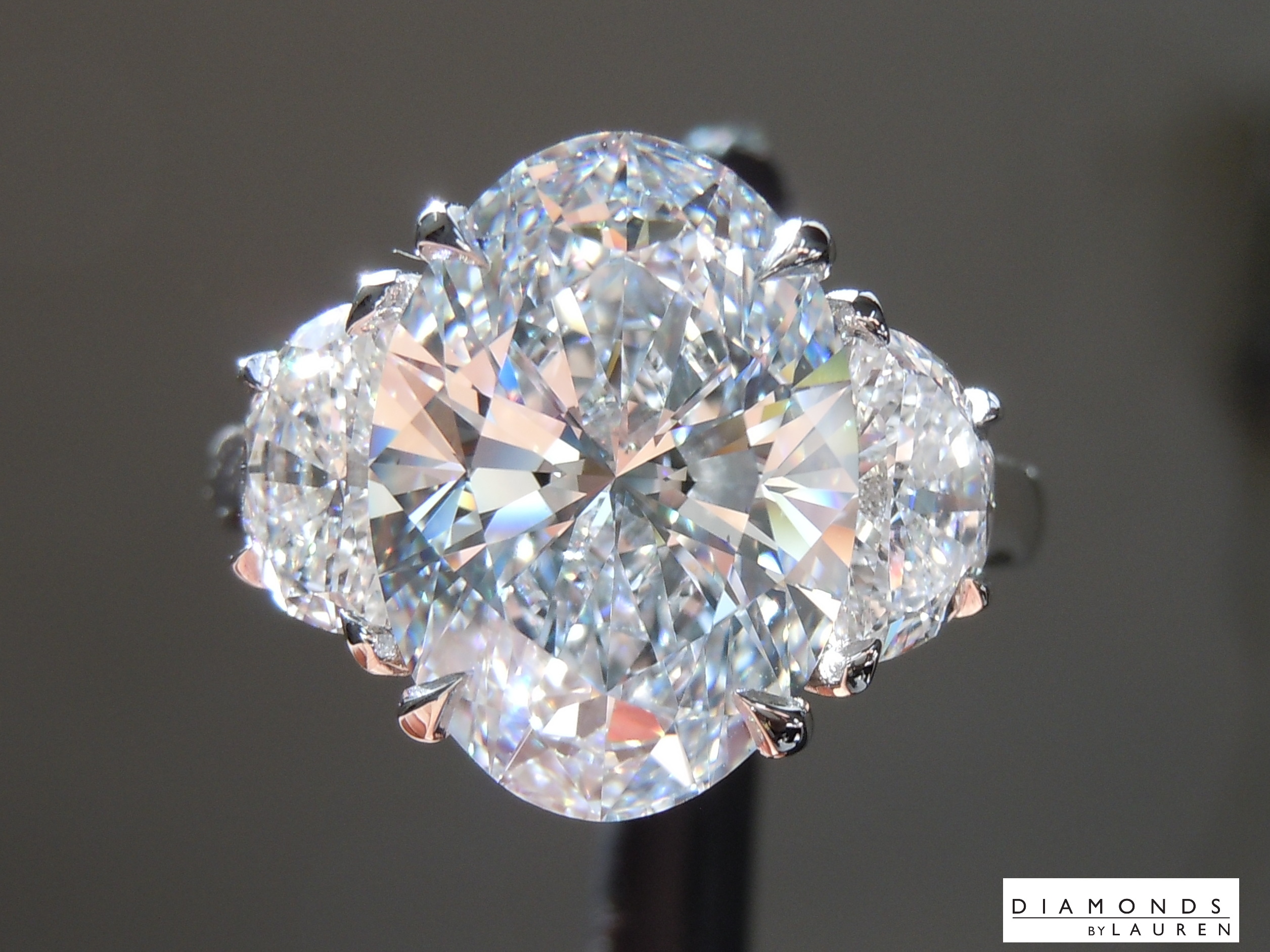 colorless diamond ring