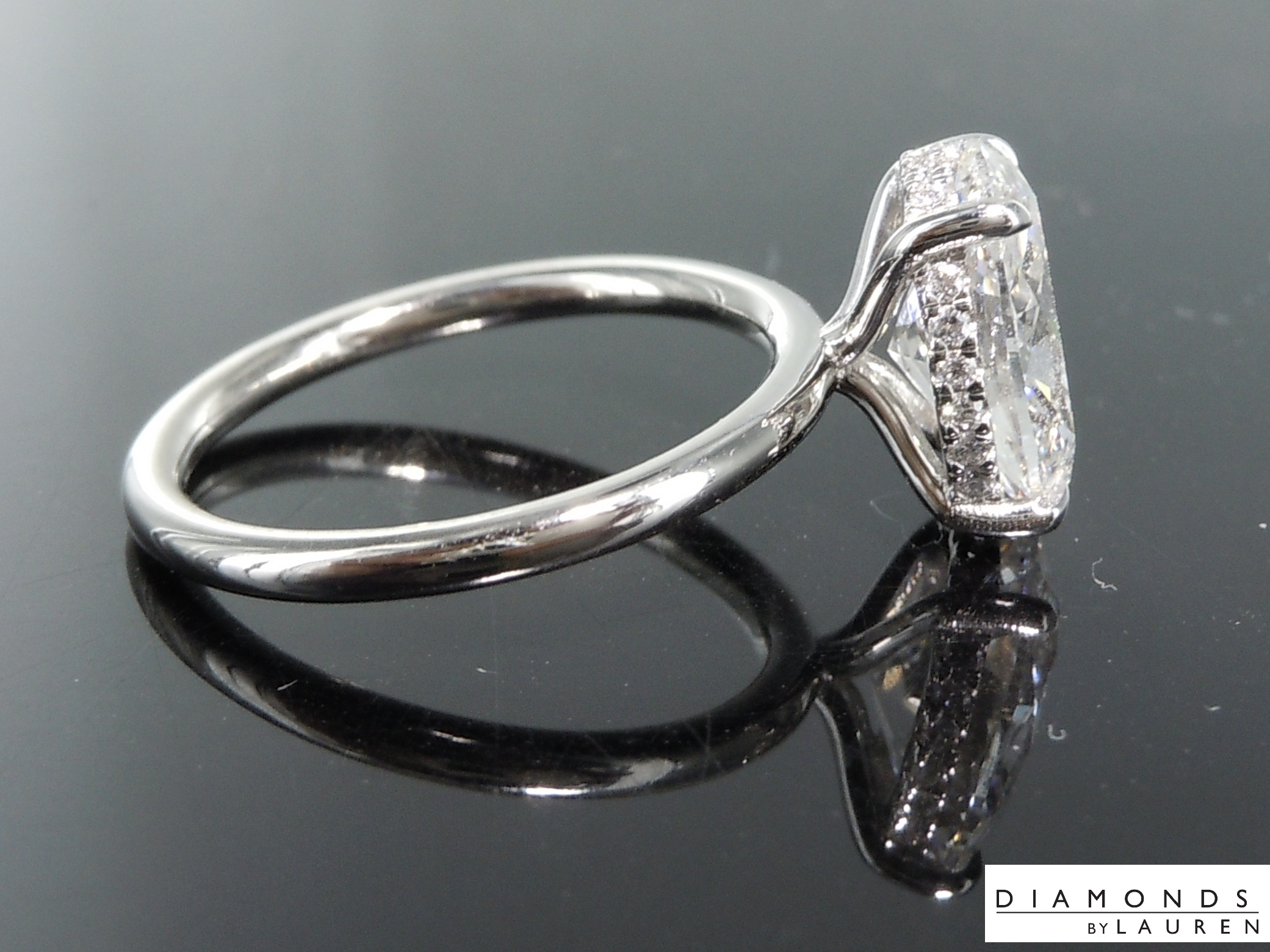 colorless diamond ring