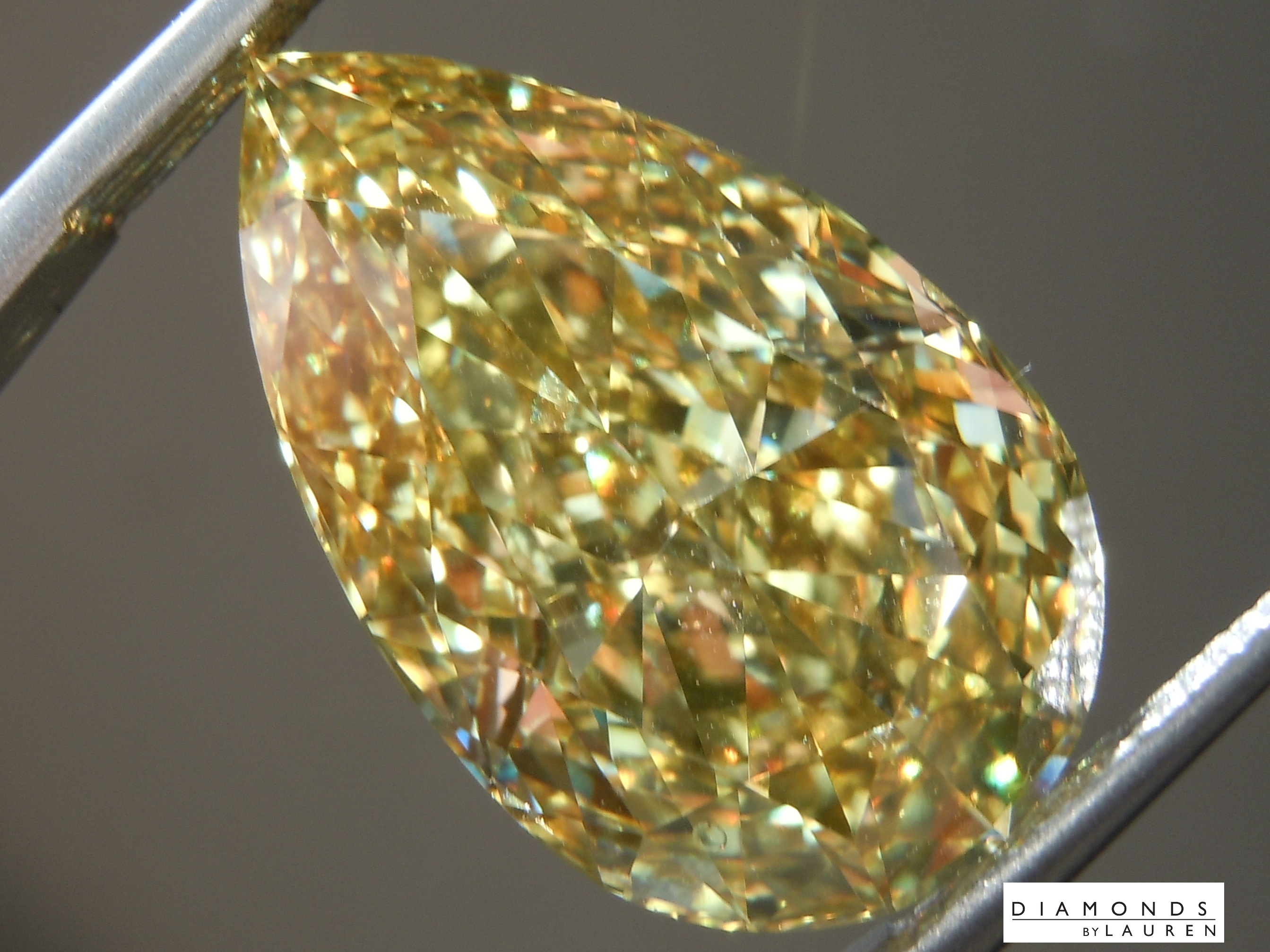 canary diamond 