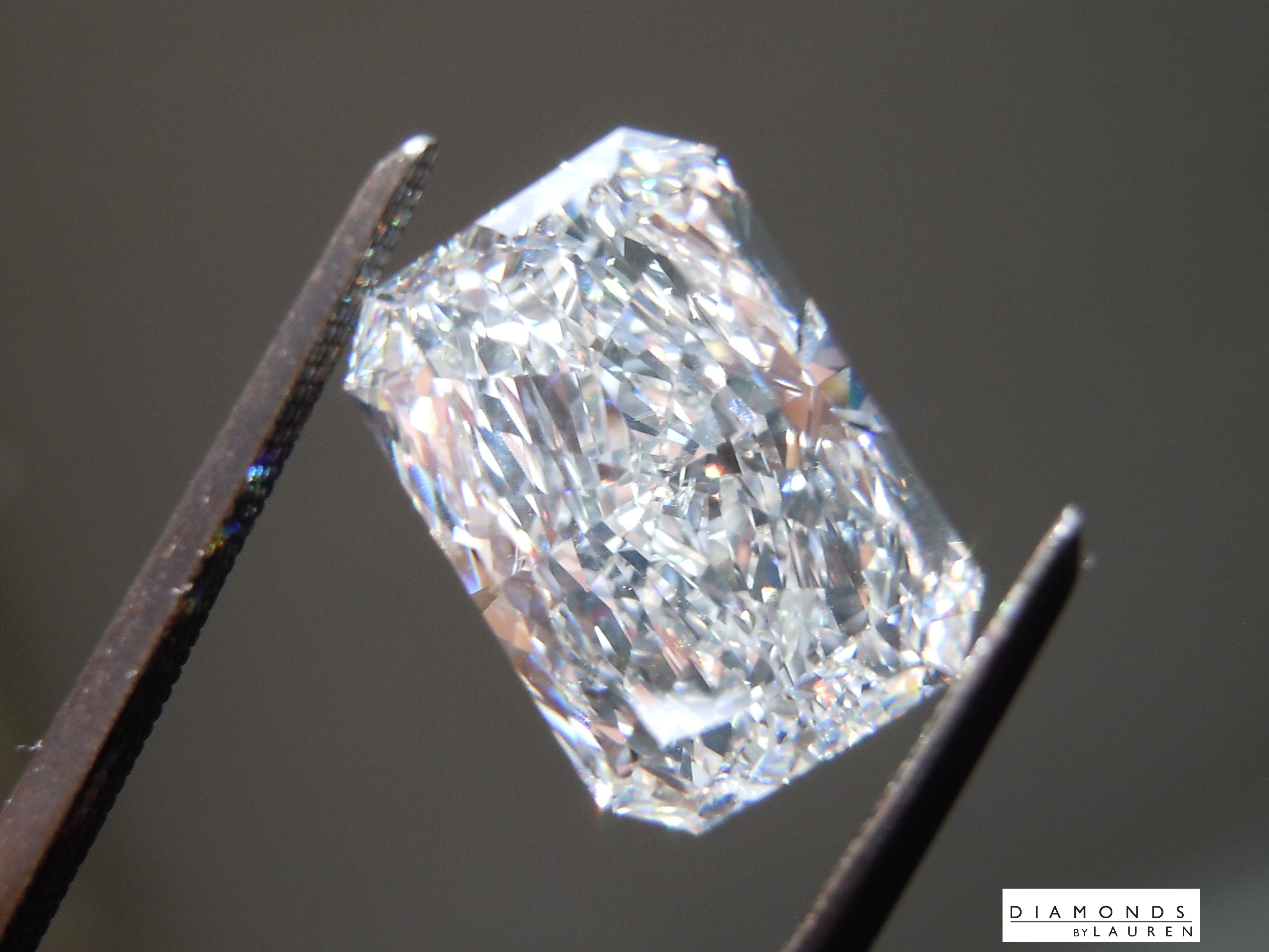 colorless lab diamond