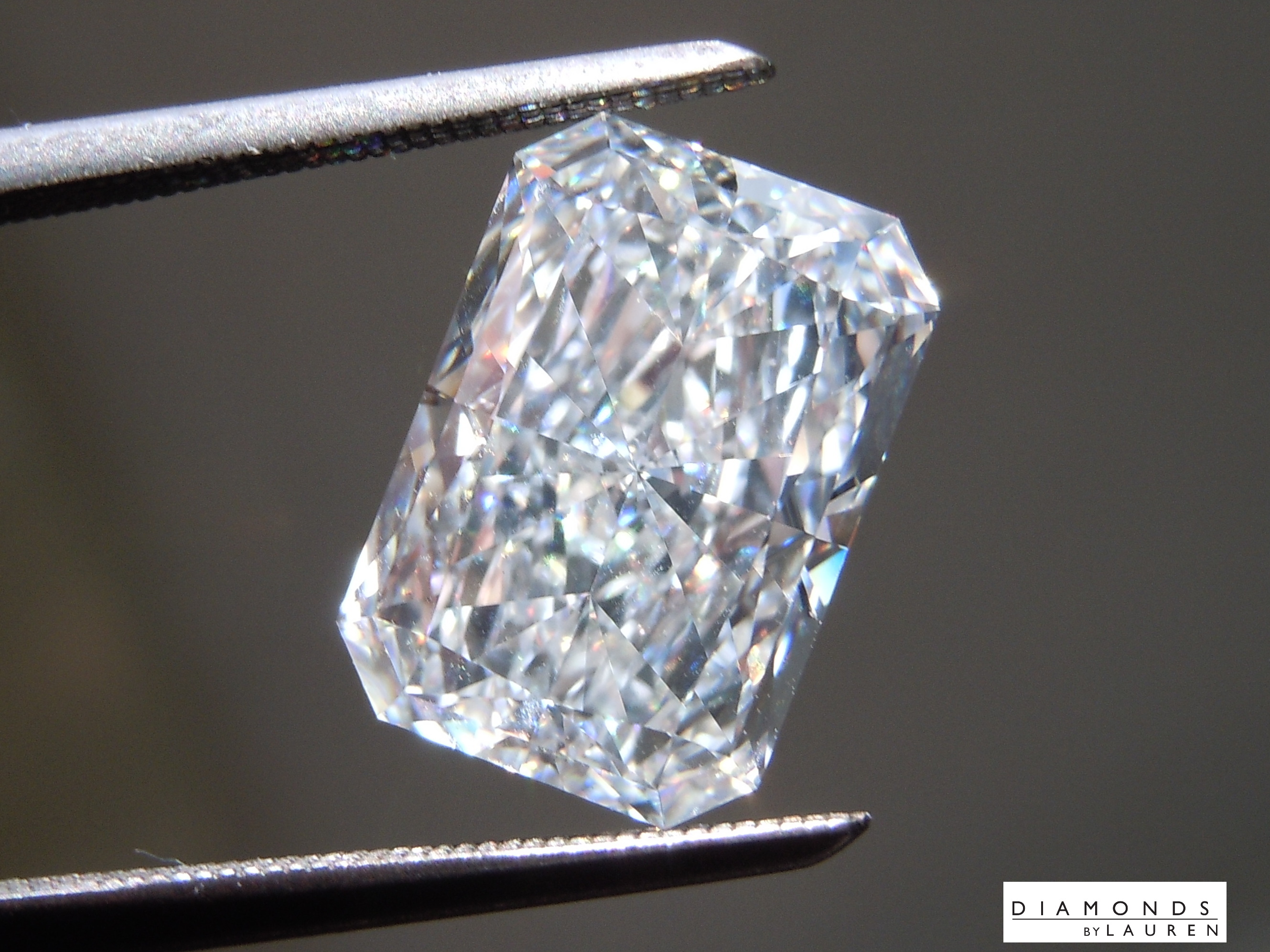 colorless lab diamond