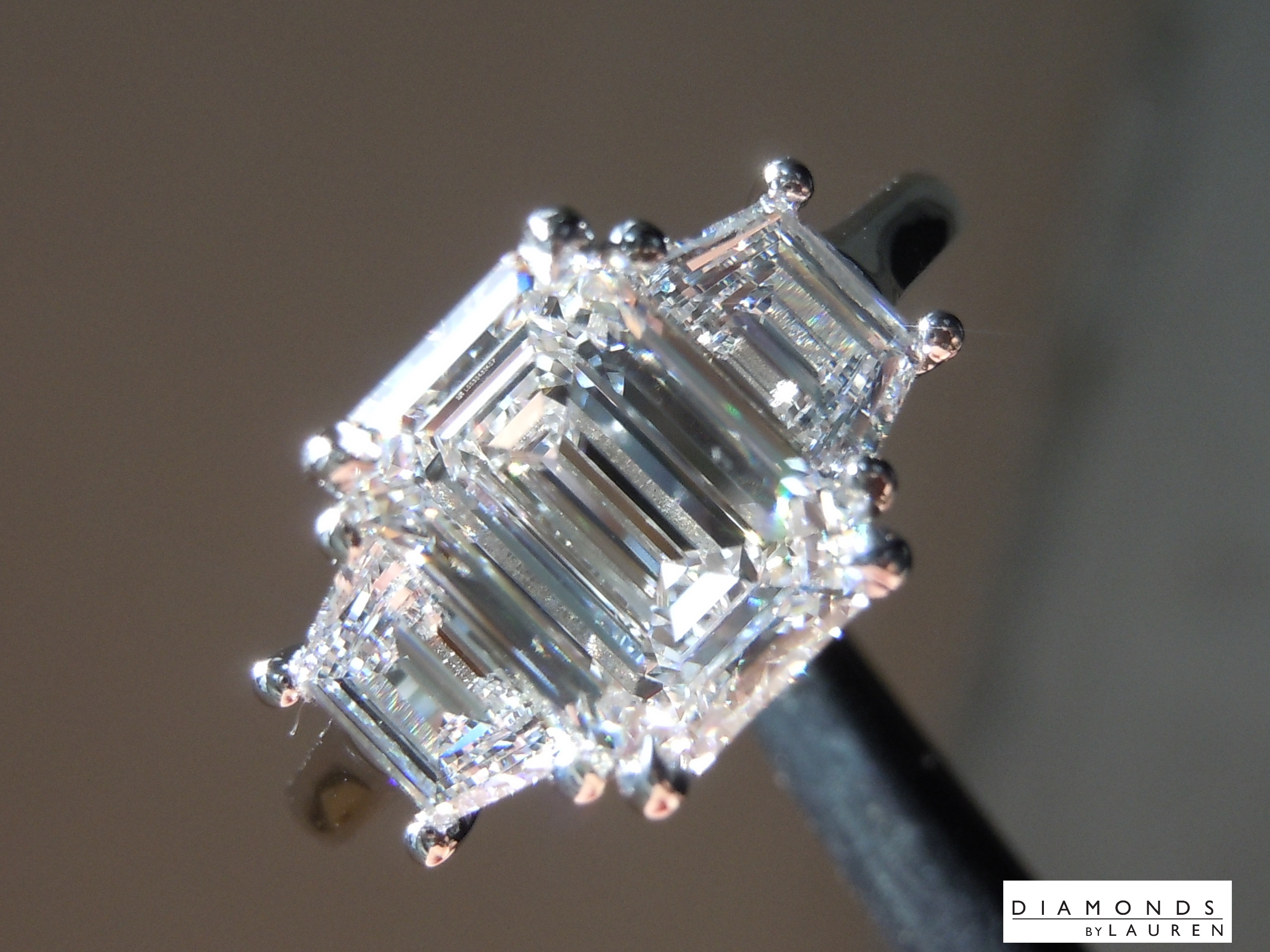 colorless diamond ring